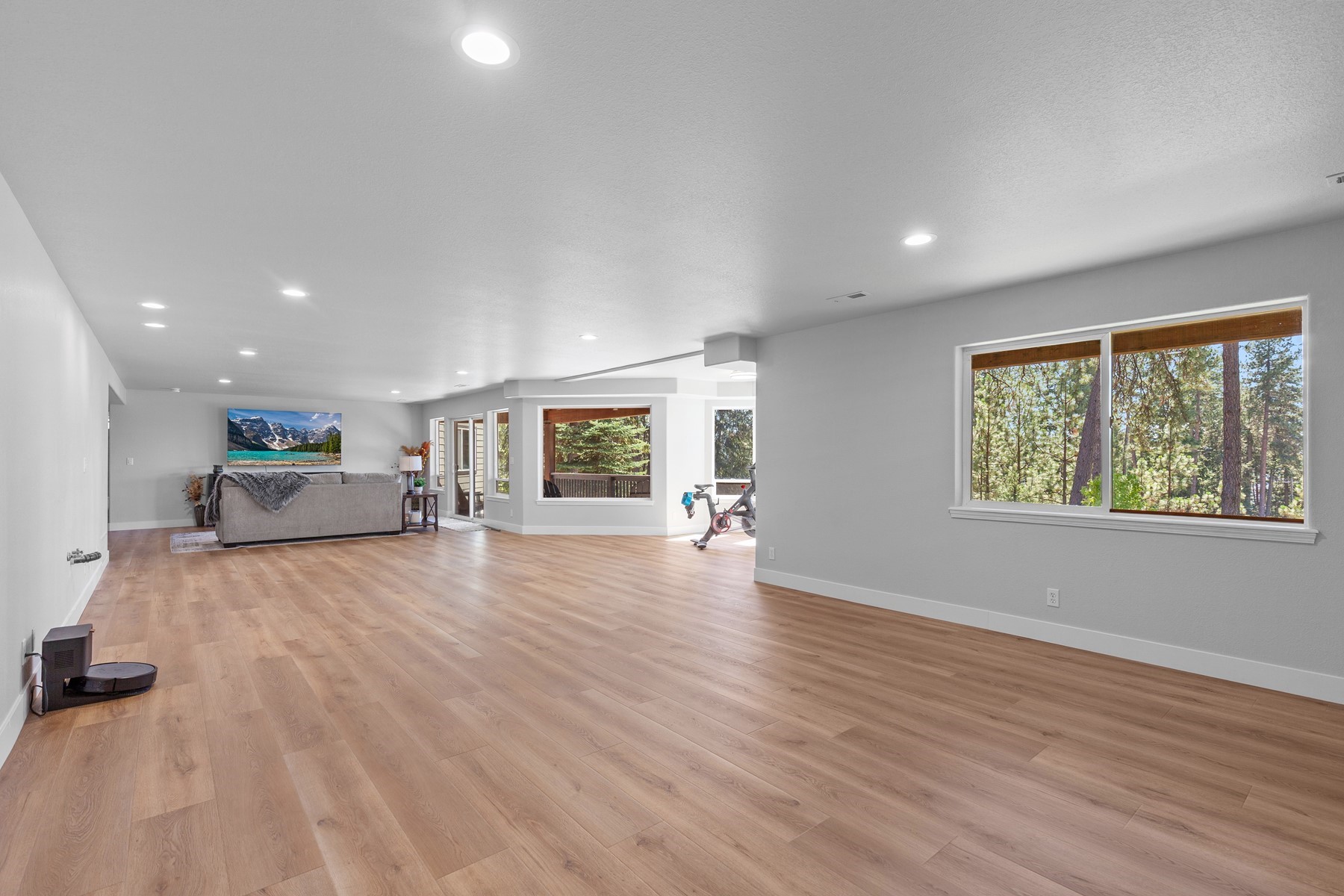  Lakeview Mountain Modern - 物件實景