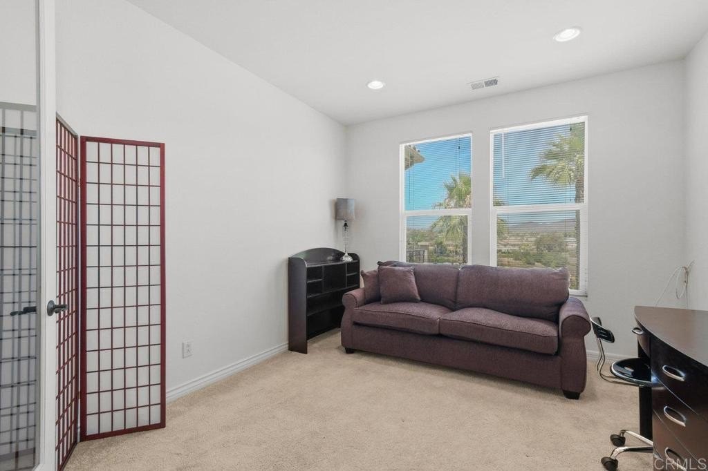 Chula Vista, California, 91914, United States, 4 Bedrooms Bedrooms, ,5 BathroomsBathrooms,Residential,For Sale,1906810