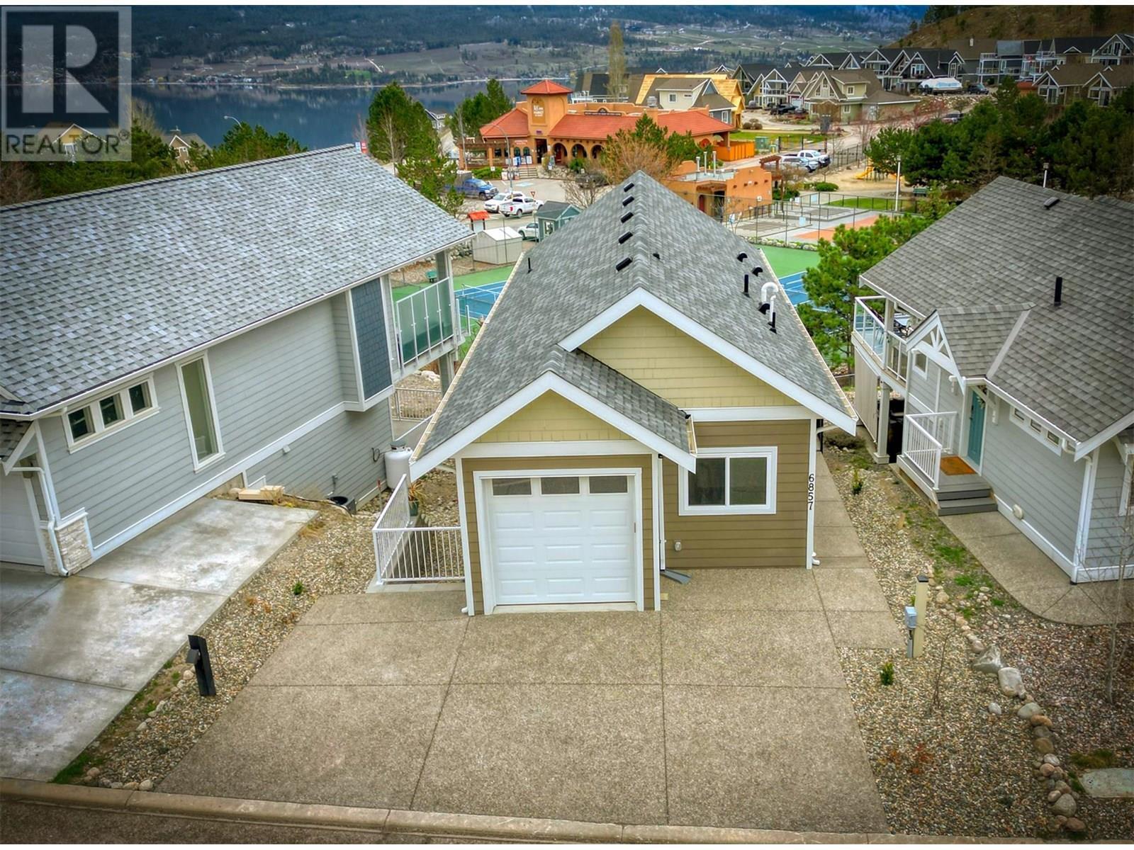 KELOWNA, British Columbia, V1Z 3R8, CA, 3 Bedrooms Bedrooms, ,2 BathroomsBathrooms,Residential,For Sale,1897837