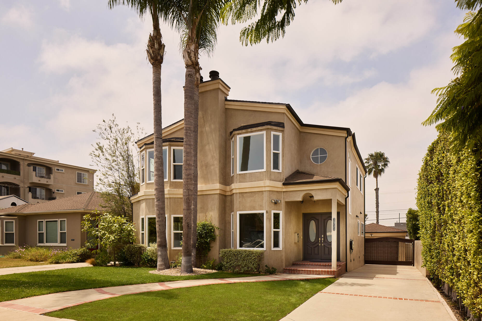  2955 Kelton Avenue - 物件實景