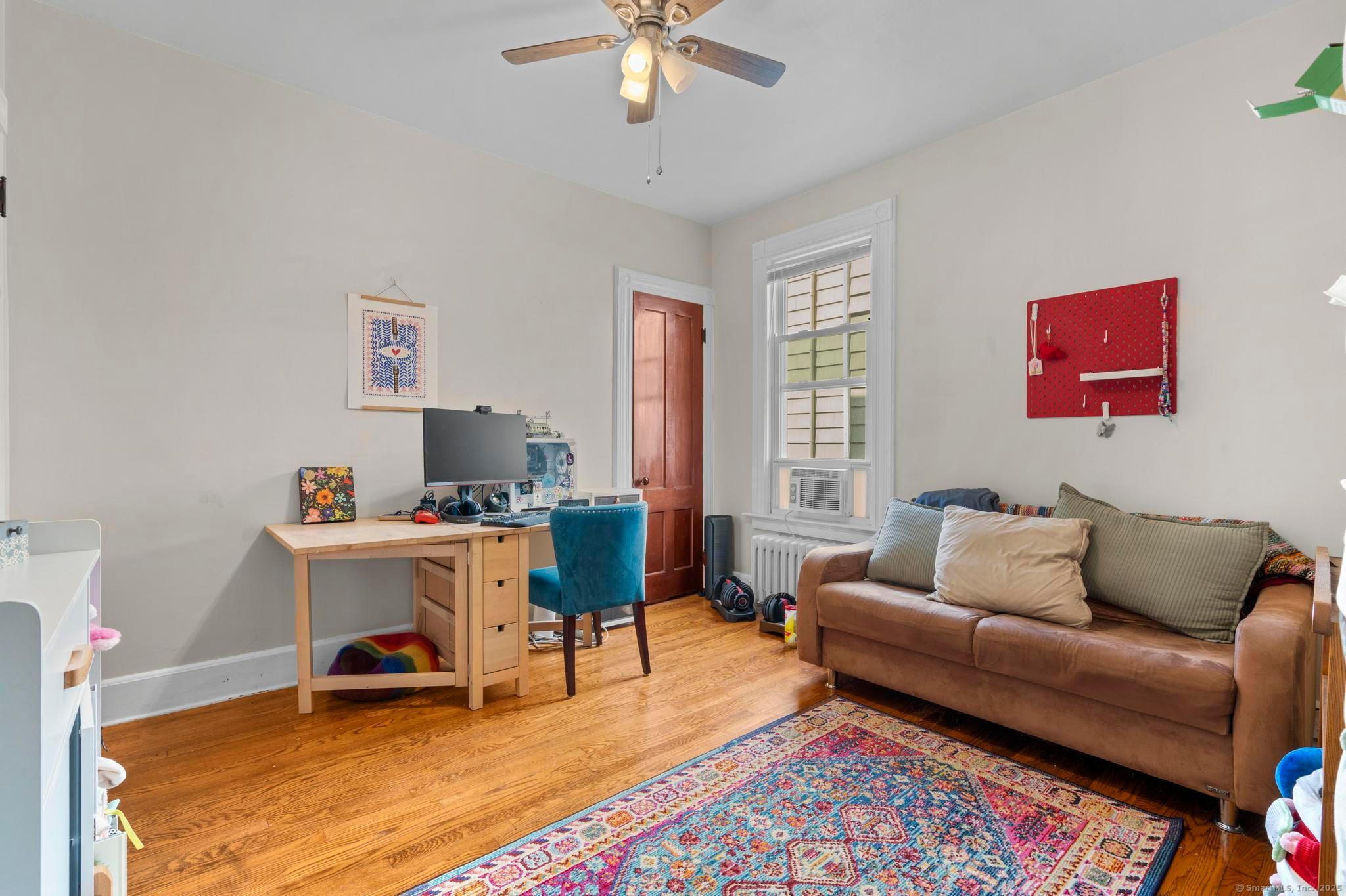 New Haven, Connecticut, 06511, United States, 5 Bedrooms Bedrooms, ,3 BathroomsBathrooms,Residential,For Sale,1930544