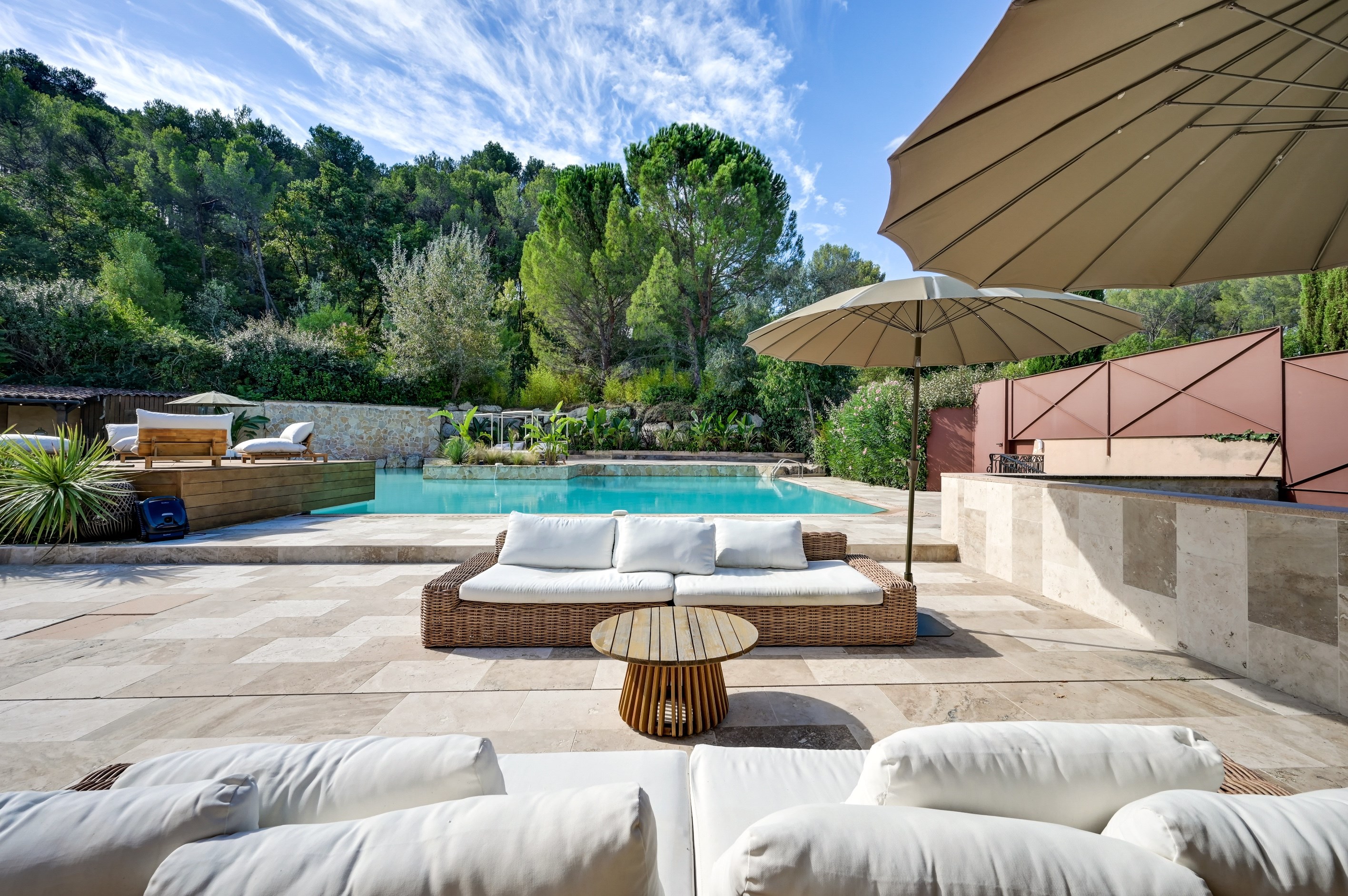  Refined Provençal Estate with Sainte-Victoire Views – Minutes from Aix-en-Prove… - 物件實景