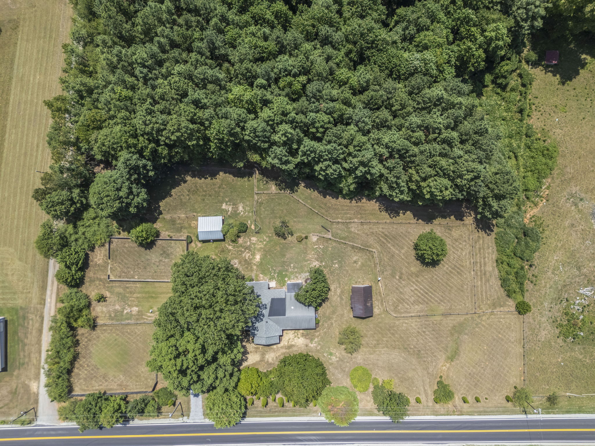 Tryon, North Carolina, 28782, United States, 3 Bedrooms Bedrooms, ,2 BathroomsBathrooms,Residential,For Sale,1927809