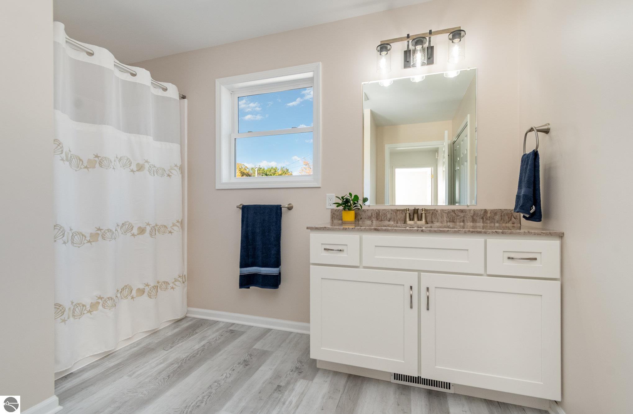 Tawas City, Michigan, 48763, United States, 4 Bedrooms Bedrooms, ,Residential,For Sale,1987317