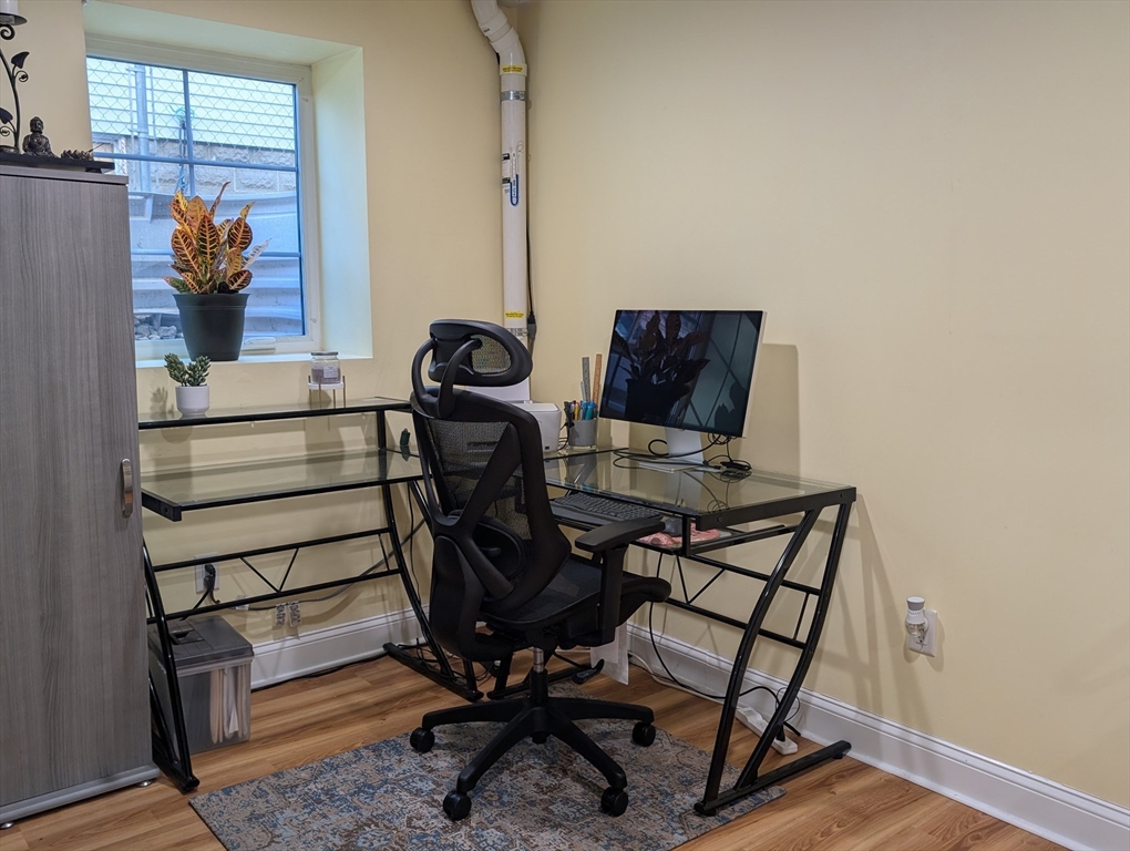 Boston, Massachusetts, 02136, United States, 3 Bedrooms Bedrooms, ,3 BathroomsBathrooms,Residential,For Sale,1947073