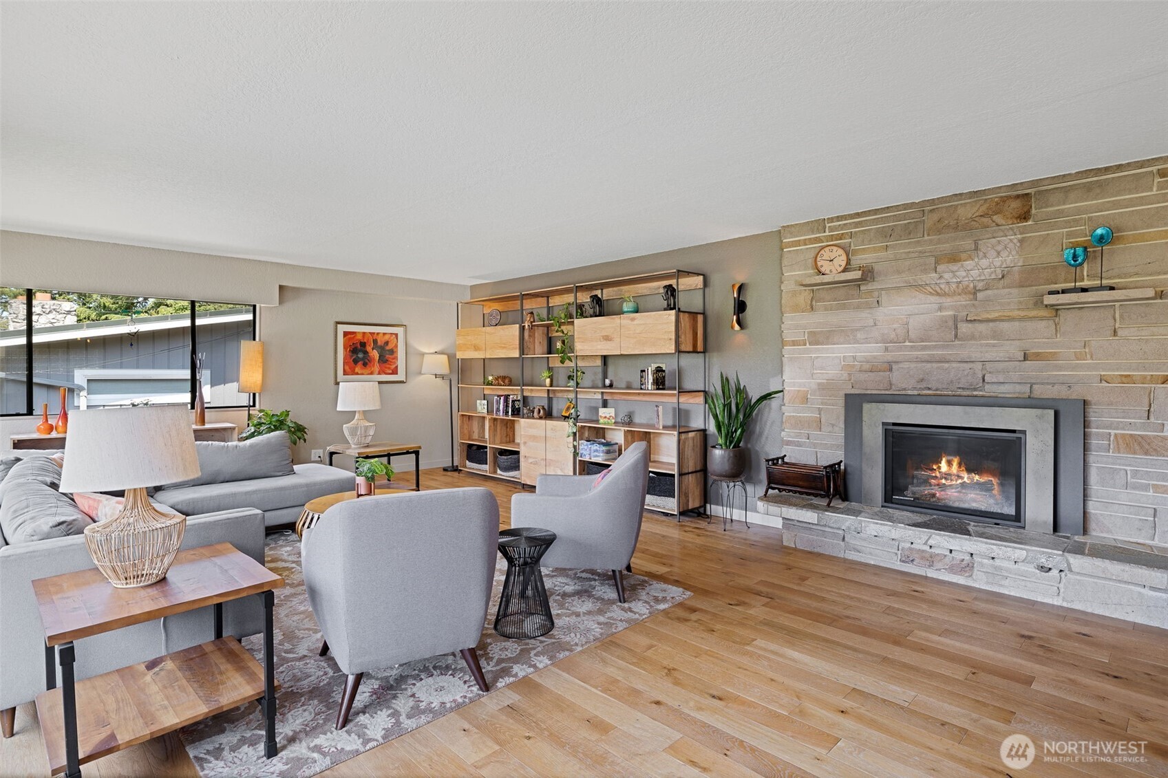 Seattle, Washington, 98117, United States, 4 Bedrooms Bedrooms, ,2 BathroomsBathrooms,Residential,For Sale,1846513