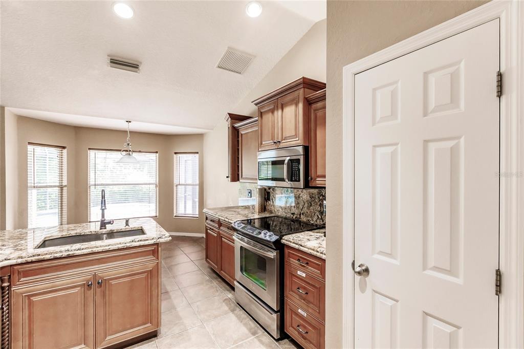 North Port, Florida, 34288, United States, 4 Bedrooms Bedrooms, ,2 BathroomsBathrooms,Residential,For Sale,1998131