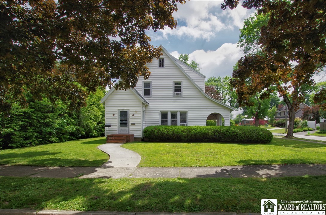 Arlington Ave, Jamestown, NY 14701