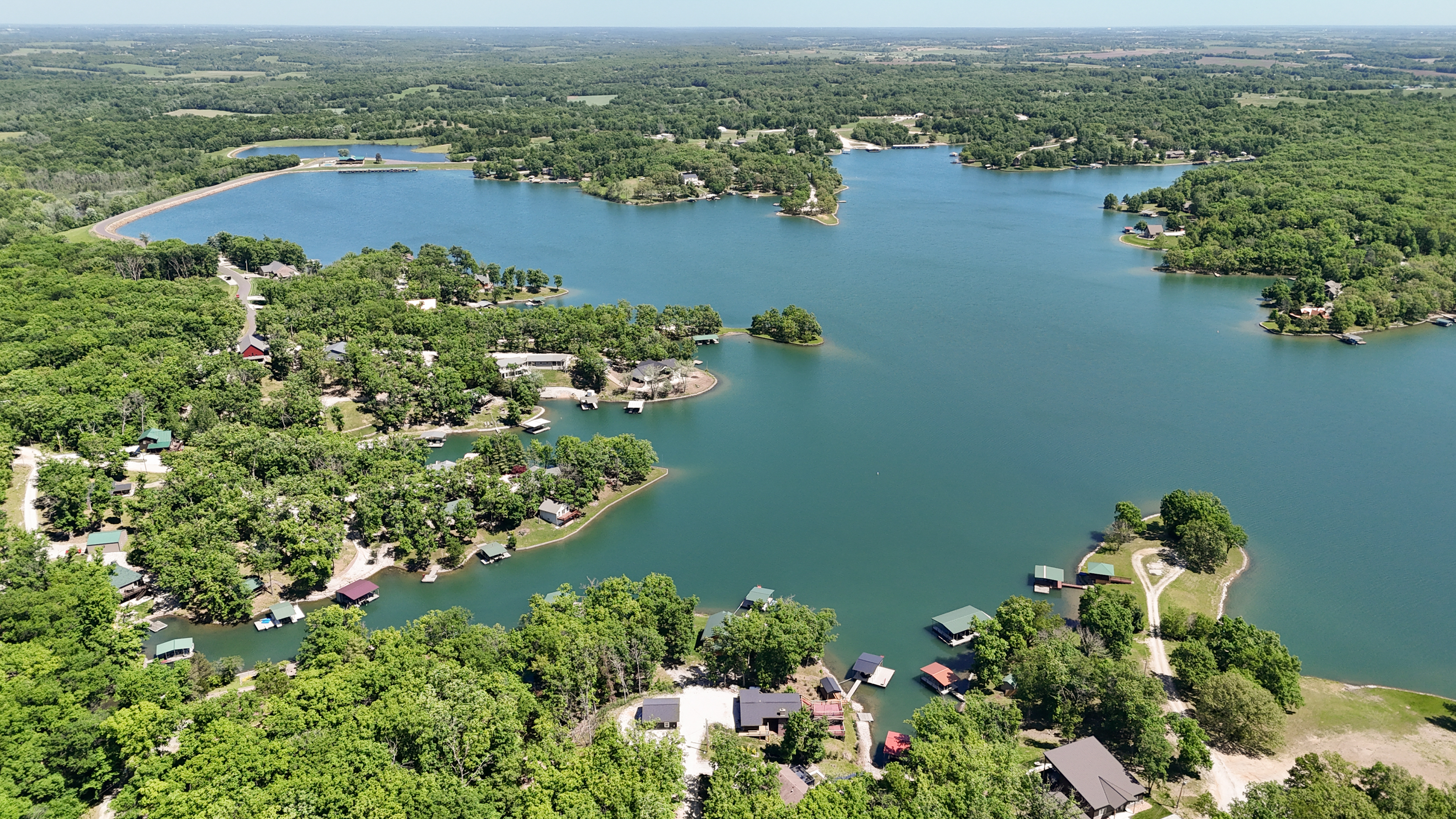Keytesville, Missouri, 65261, United States, 4 Bedrooms Bedrooms, ,3 BathroomsBathrooms,Residential,For Sale,2048618