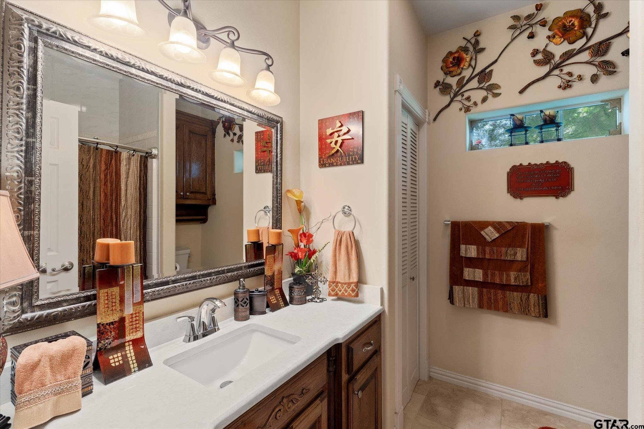 Pittsburg, Texas, 75686, United States, 4 Bedrooms Bedrooms, ,4 BathroomsBathrooms,Residential,For Sale,1983257