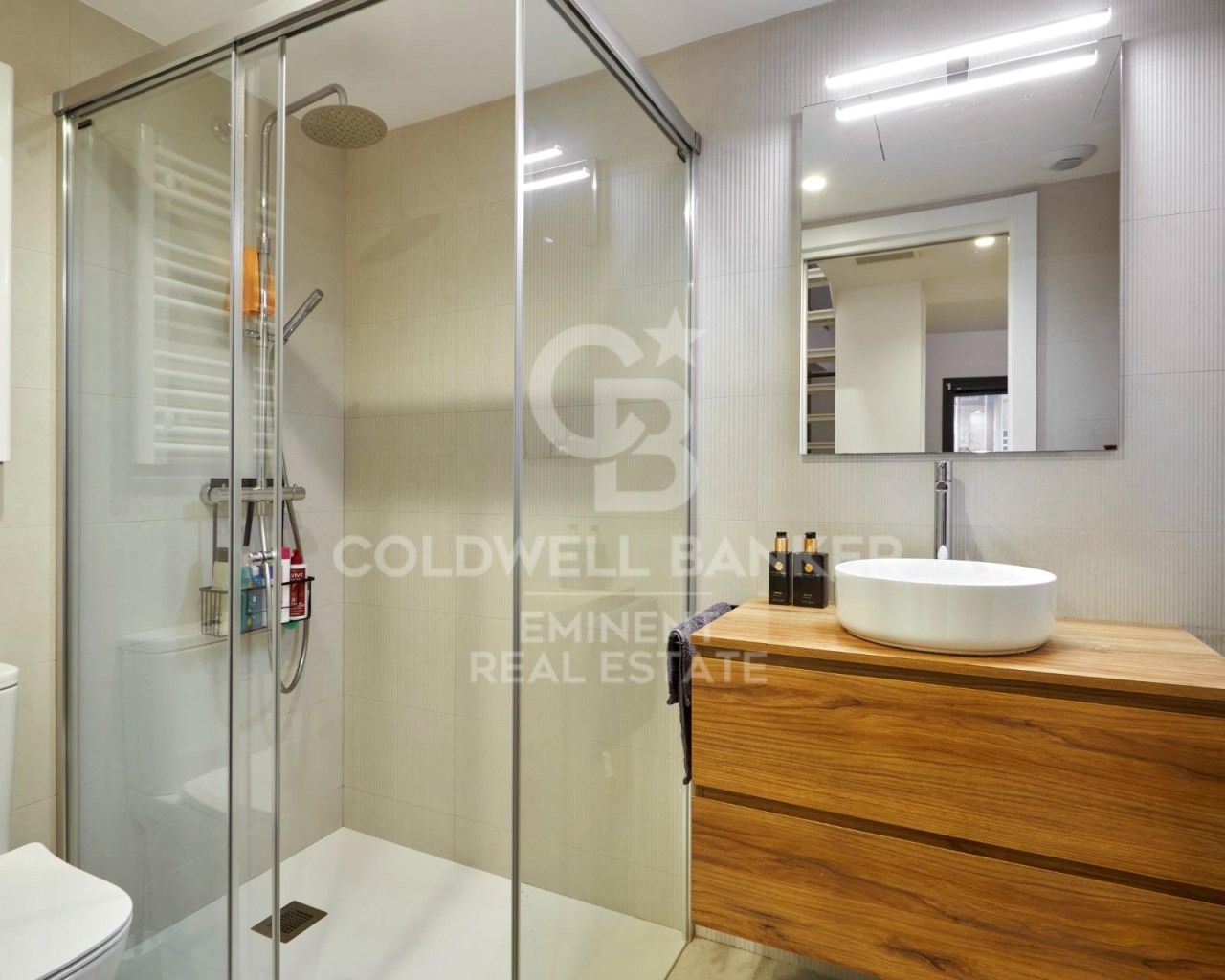 Barcelona, Barcelona, Sants ? Montju?c Barcelona, Barcelona, Catalonia, ES, 2 Bedrooms Bedrooms, ,3 BathroomsBathrooms,Residential,For Sale,Barcelona, Barcelona, Sants ? Montju?c Barcelona, ,1662195