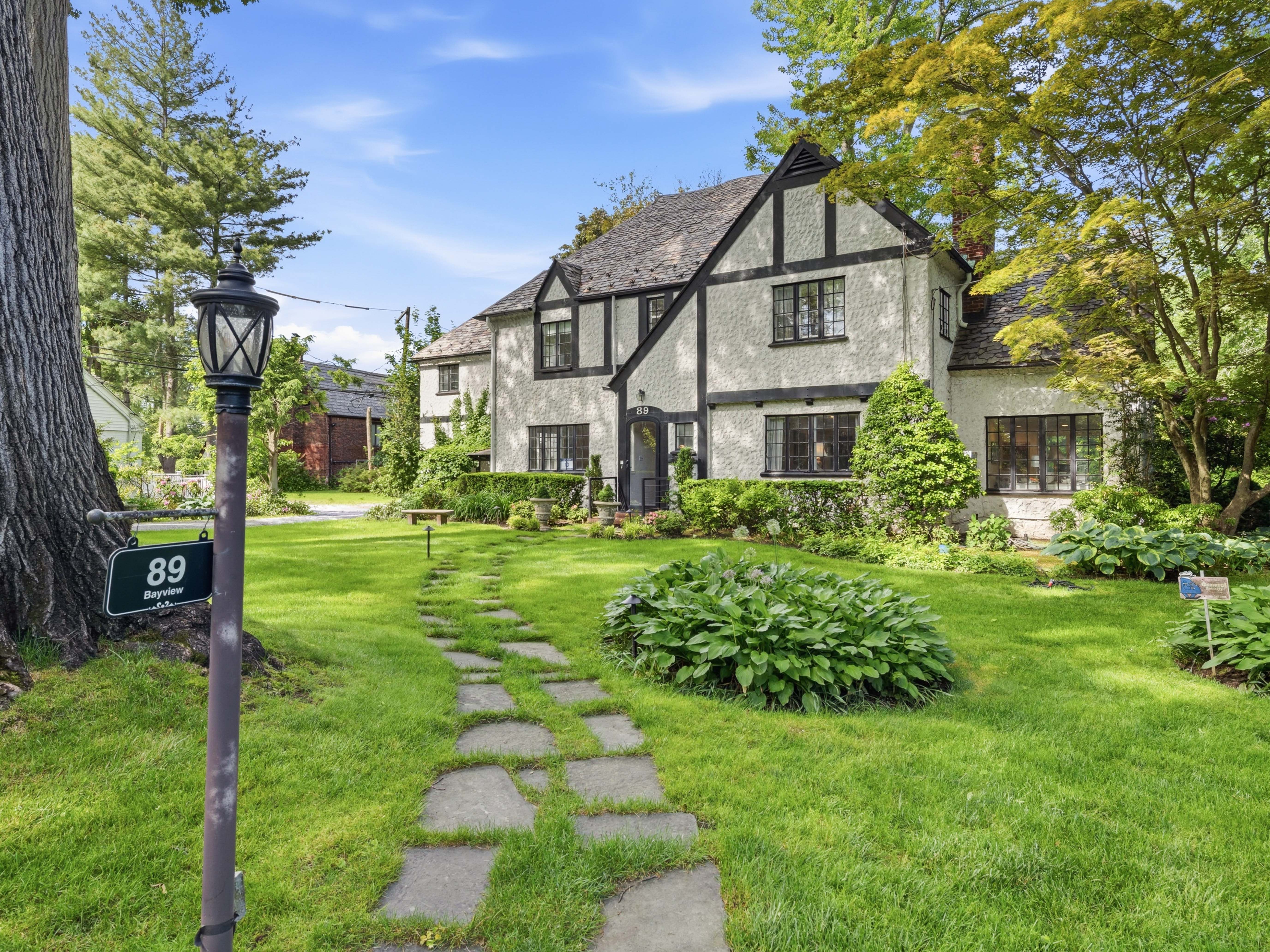  89 Bayview Avenue, Great Neck, NY 11021 - 物件實景