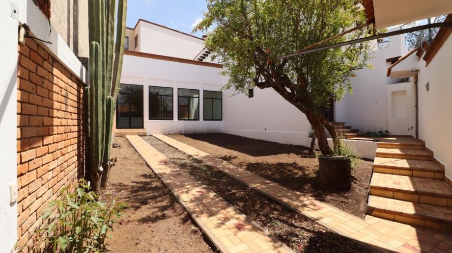 Vista Bella, Morelia, Michoacán de Ocampo, 58090, Mexico, 3 Bedrooms Bedrooms, ,3 BathroomsBathrooms,Residential,For Sale,Vista Bella,1442753