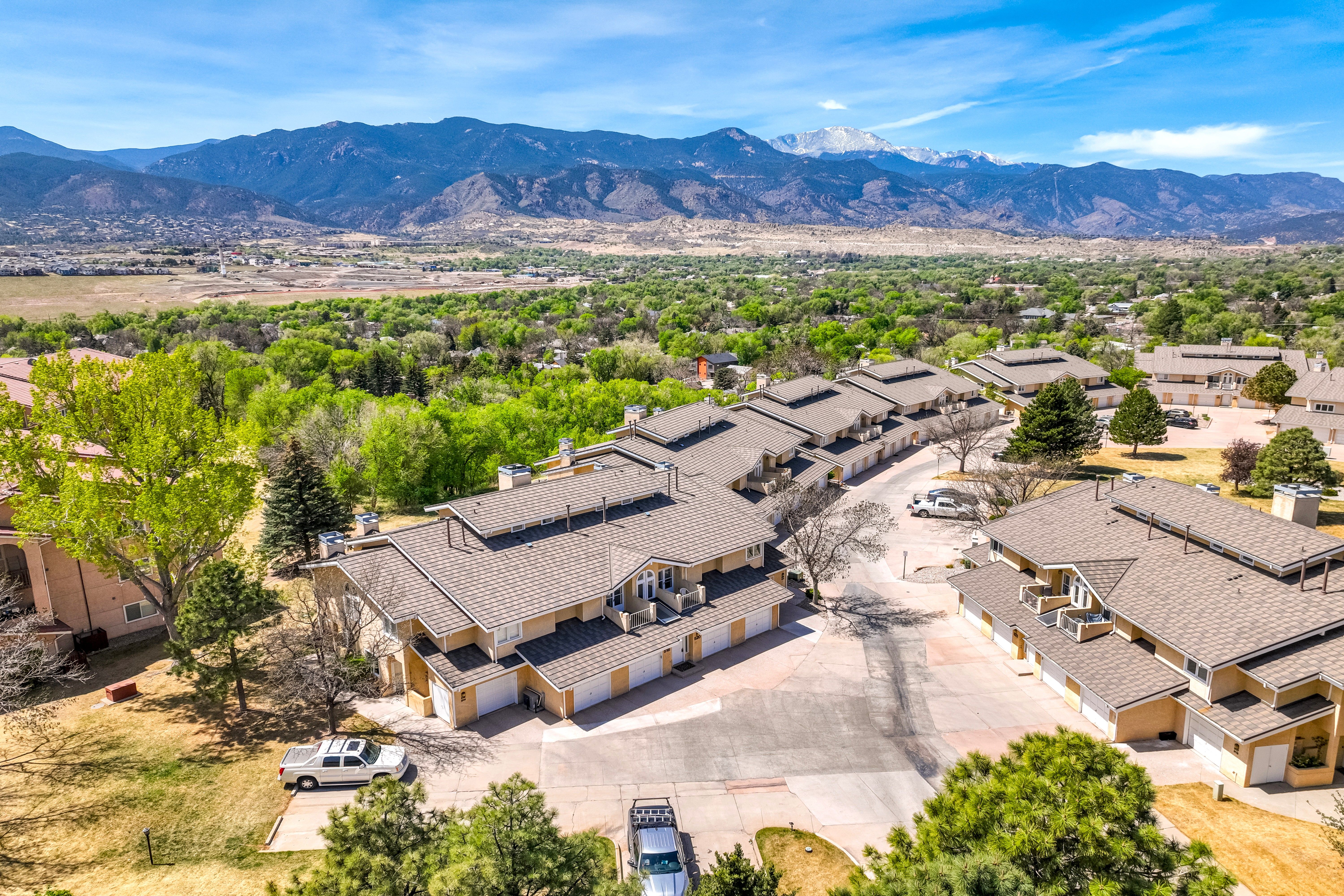  Elevated Westside Style in This Beautifully Refreshed Promontory Point Condo - 物件實景