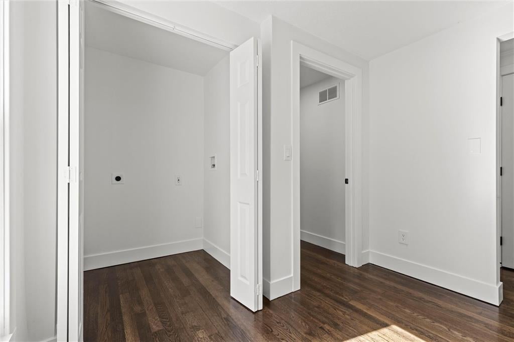 Prairie Village, Kansas, 66208, United States, 4 Bedrooms Bedrooms, ,3 BathroomsBathrooms,Residential,For Sale,1760595