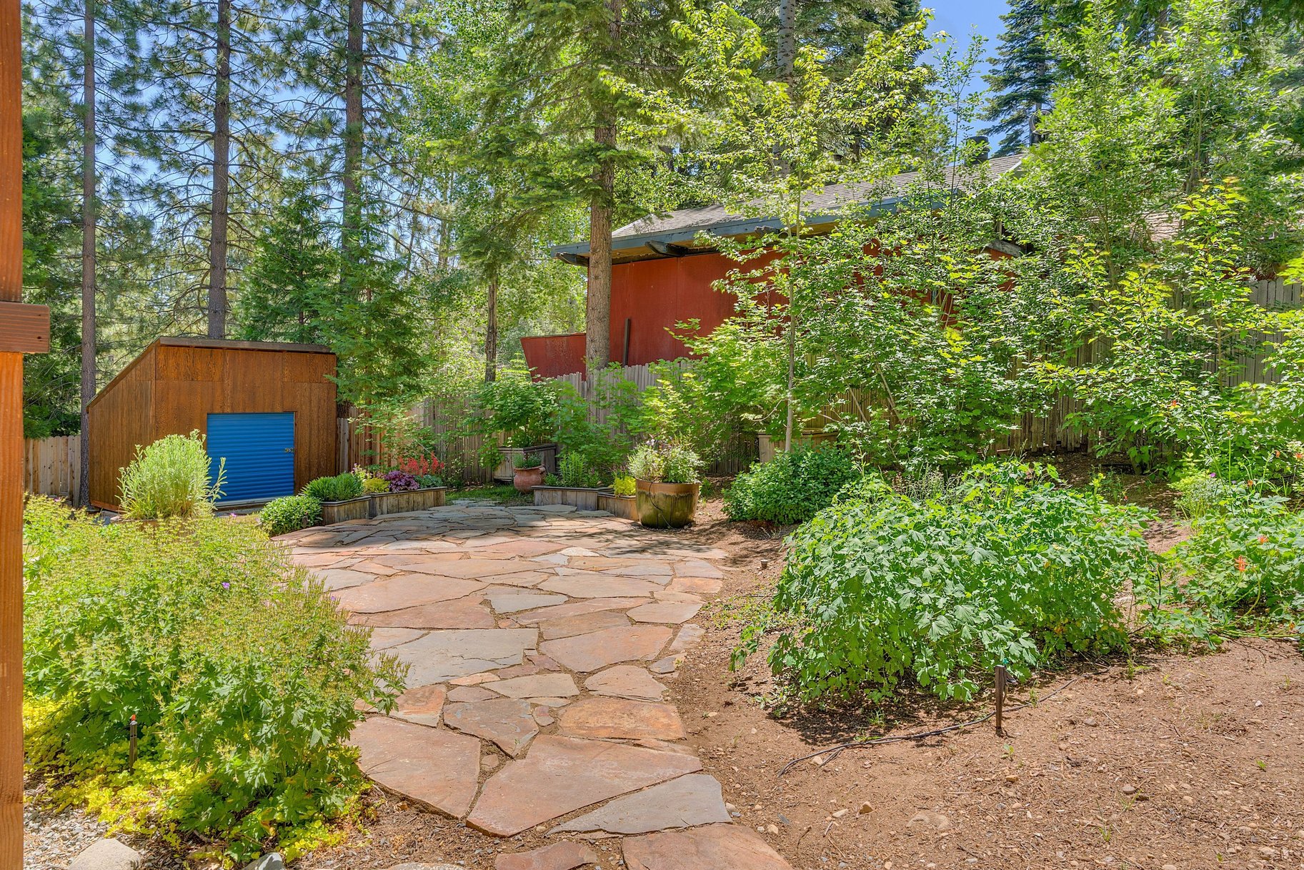  Charming Craftsman Style Chalet - 物件實景