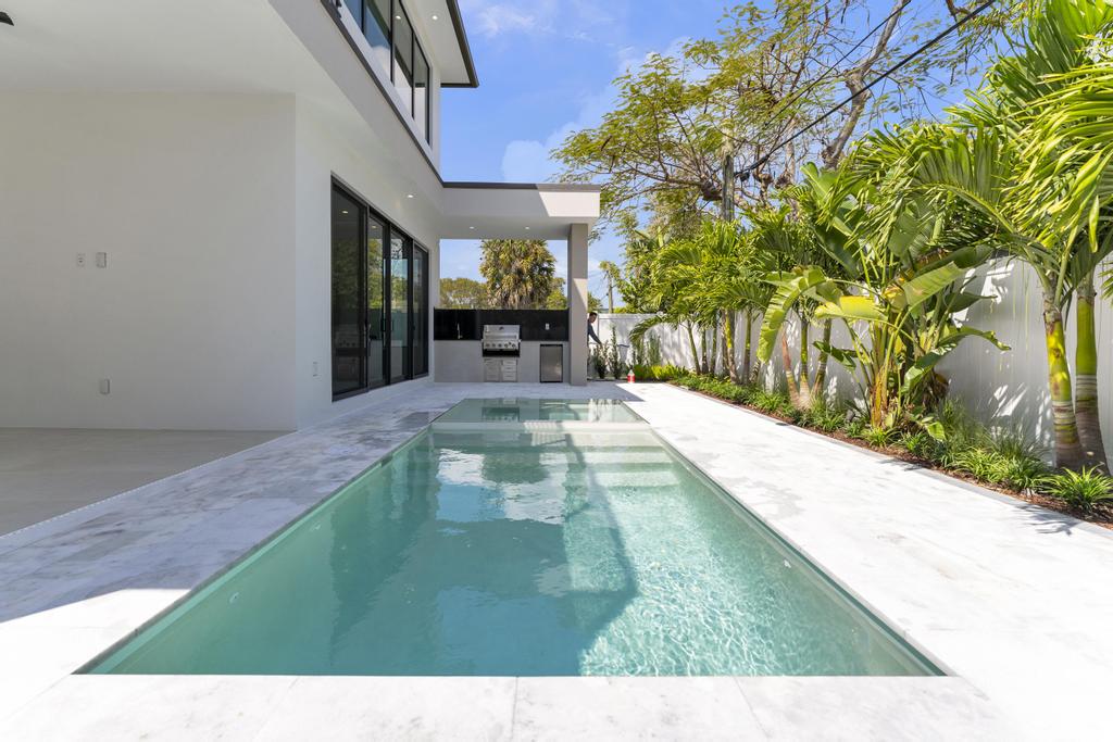 Delray Beach, Florida, 33444, United States, 4 Bedrooms Bedrooms, ,5 BathroomsBathrooms,Residential,For Sale,1974503