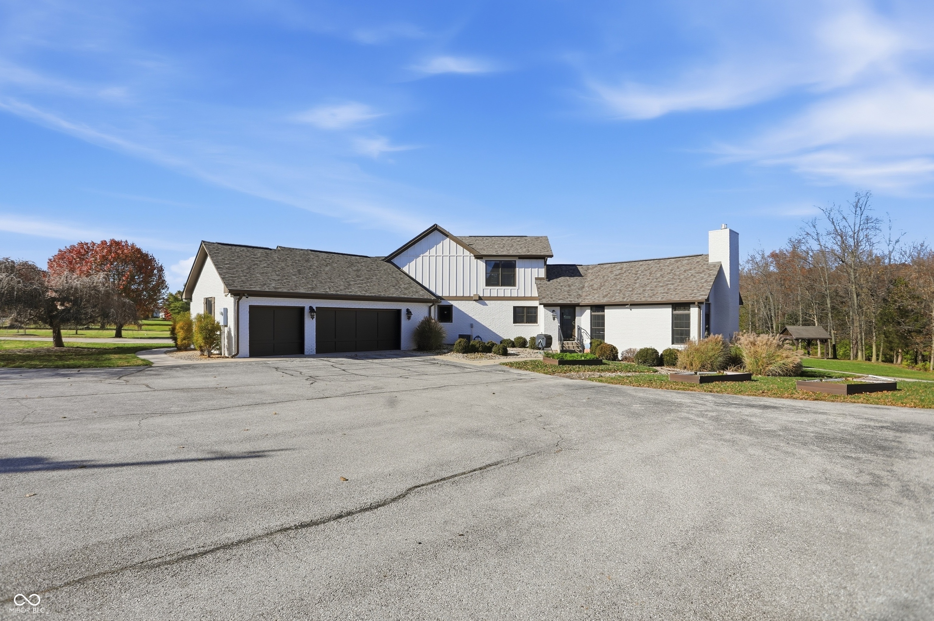 Bargersville, Indiana, 46106, United States, 5 Bedrooms Bedrooms, ,6 BathroomsBathrooms,Residential,For Sale,1992401