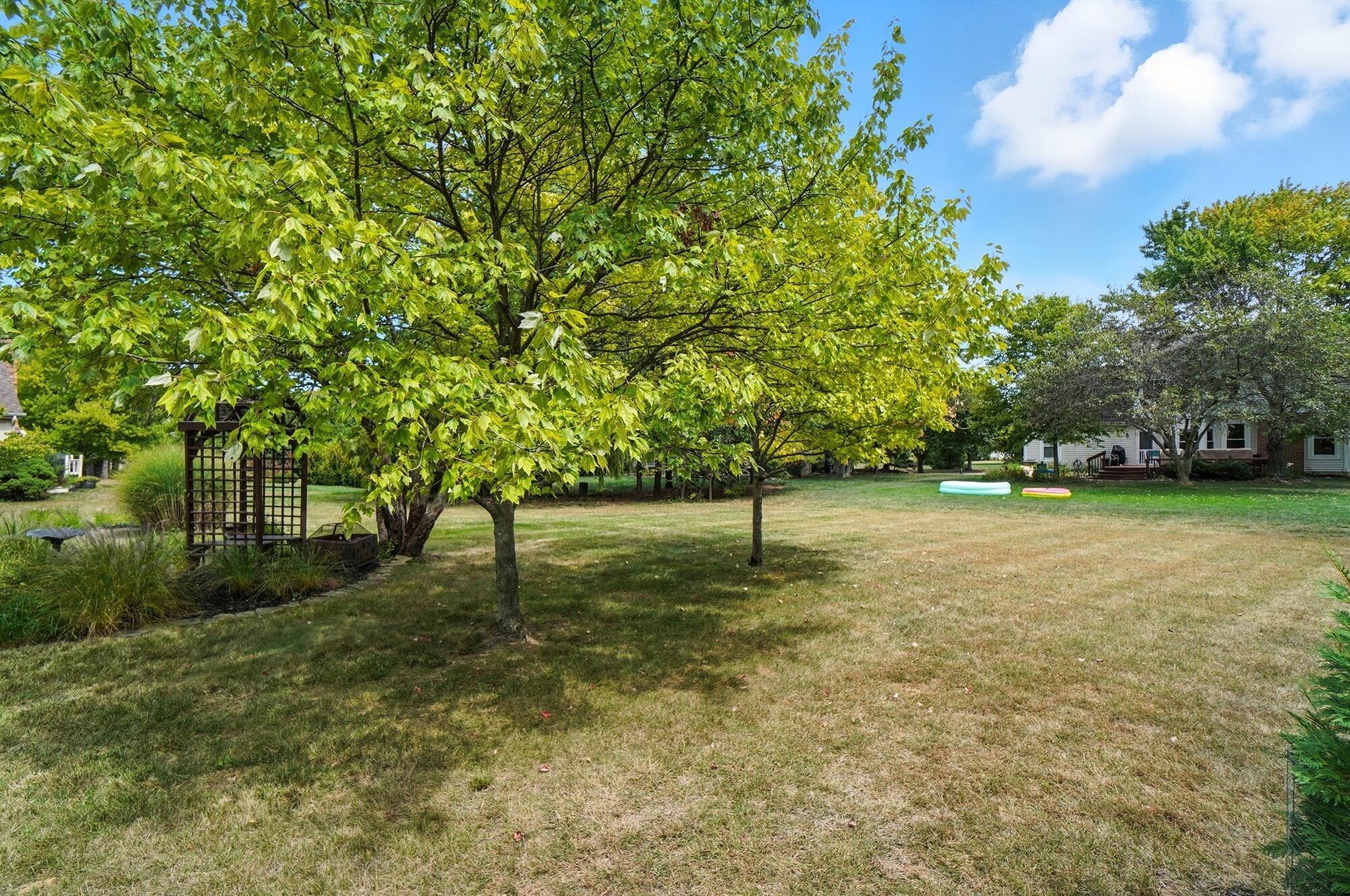 Dublin, Ohio, 43016, United States, 4 Bedrooms Bedrooms, ,3 BathroomsBathrooms,Residential,For Sale,1940366