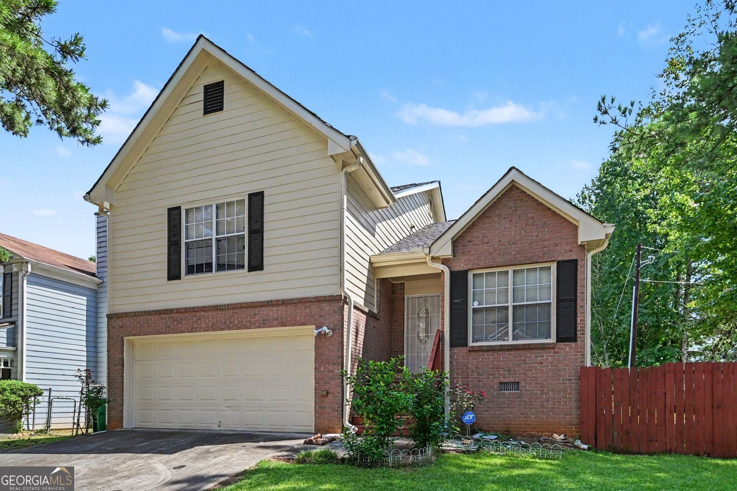 Thomas Jefferson Dr, Stone Mountain, GA 30083