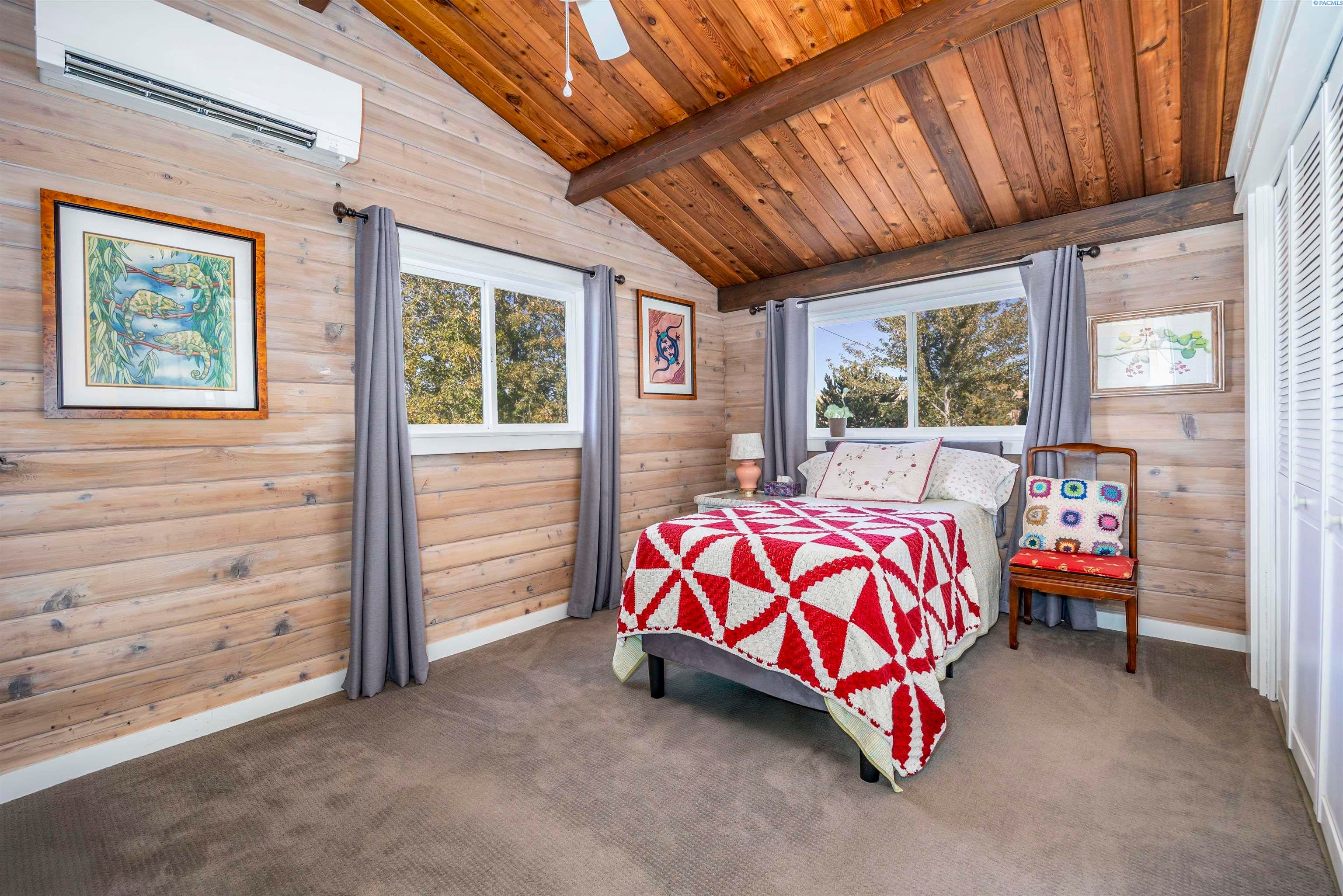 Benton City, Washington, 99320, United States, 3 Bedrooms Bedrooms, ,2 BathroomsBathrooms,Residential,For Sale,1992566