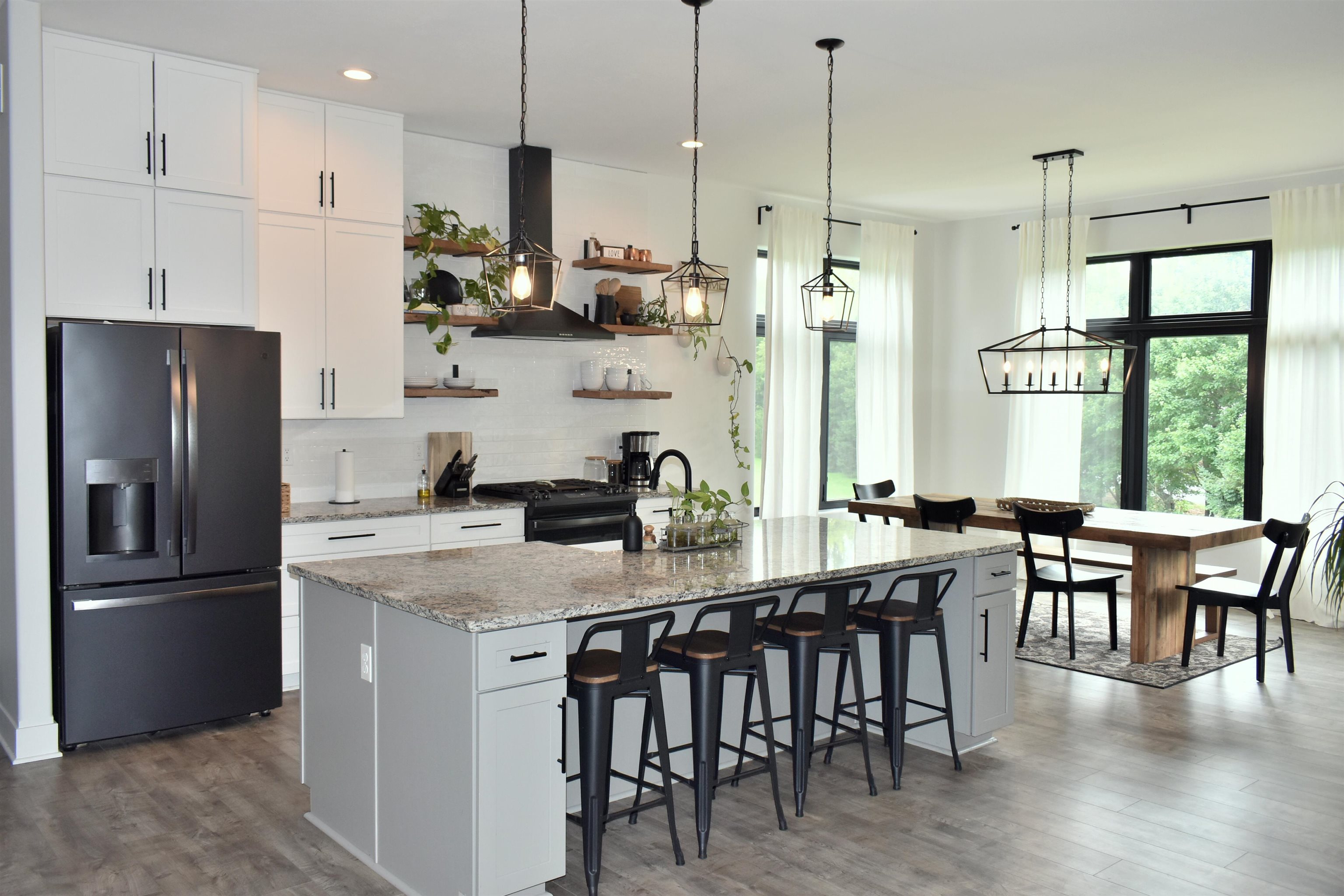 Rockton, Illinois, 61072, United States, 3 Bedrooms Bedrooms, ,3 BathroomsBathrooms,Residential,For Sale,1983692