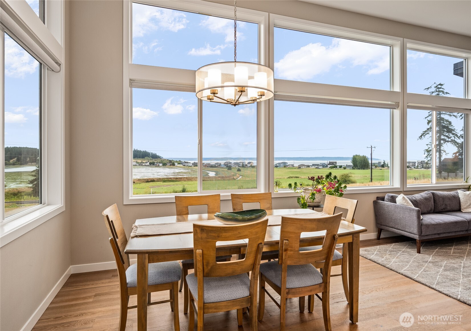 Camano Island, Washington, 98282, United States, 3 Bedrooms Bedrooms, ,2 BathroomsBathrooms,Residential,For Sale,1914159