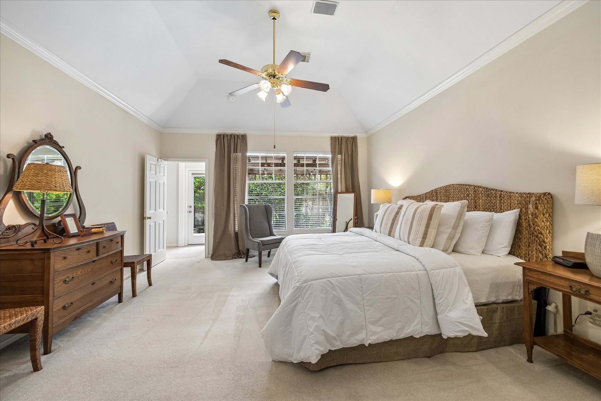  13814 Aspen Cove Drive - 物件實景