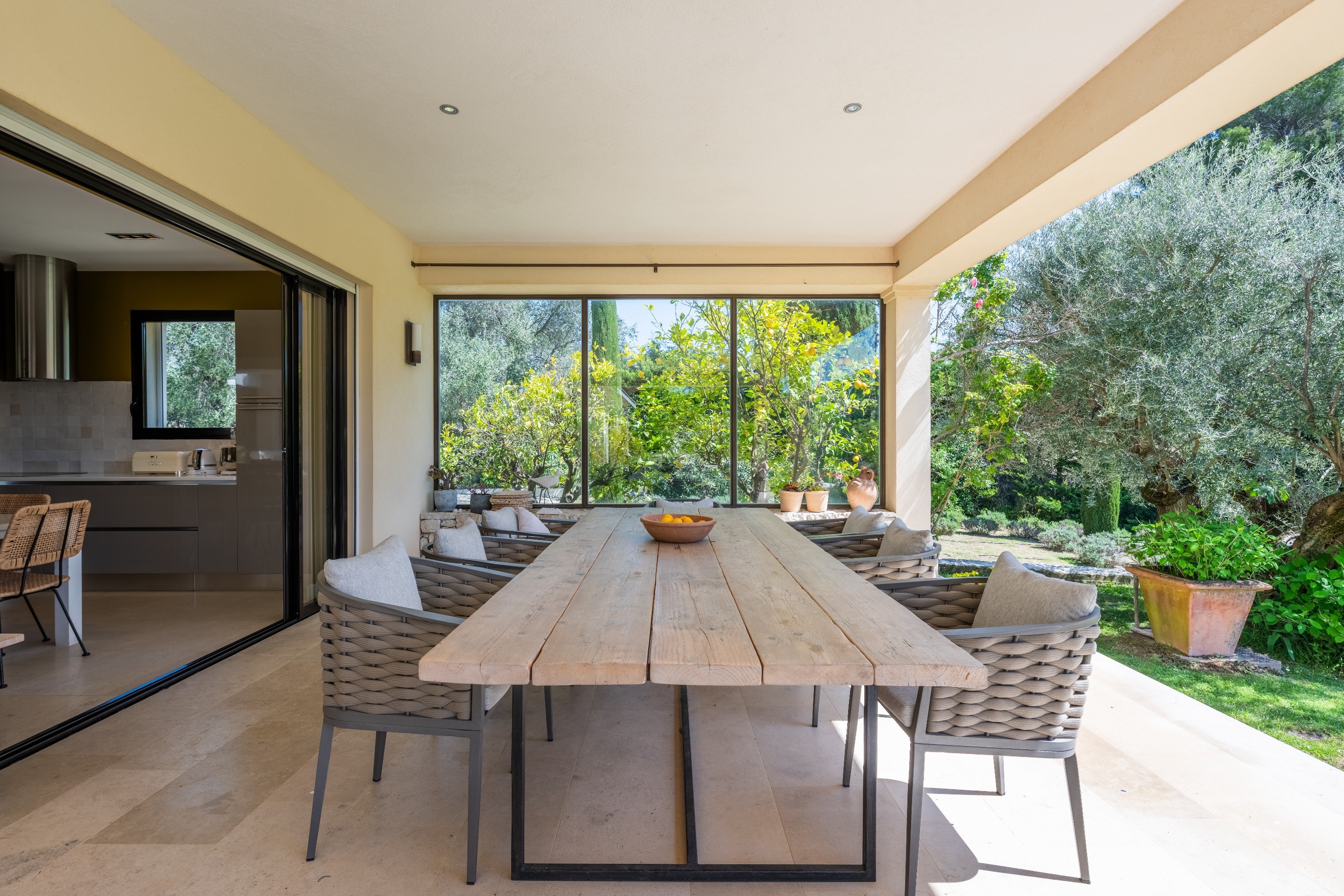  Valbonne luxury villa with pool, guest house and 6 bedrooms near international … - 物件實景
