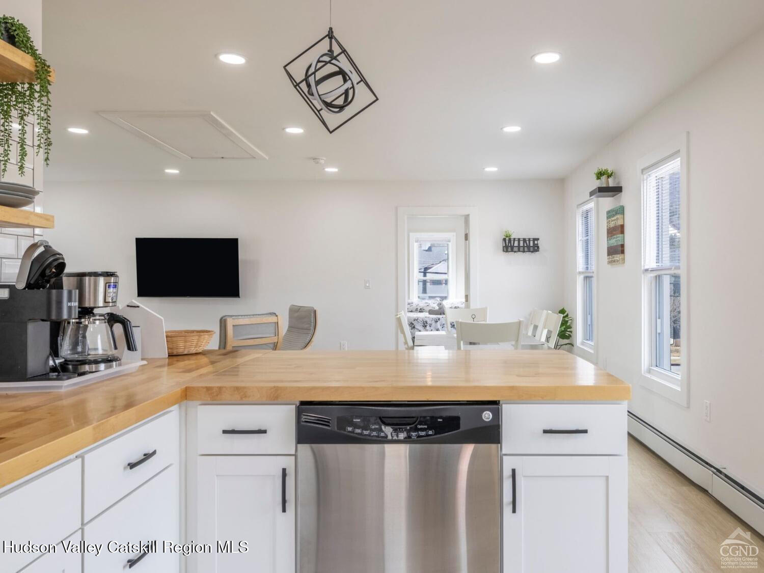 Hunter, New York, 12442, United States, 5 Bedrooms Bedrooms, ,Residential,For Sale,1991785