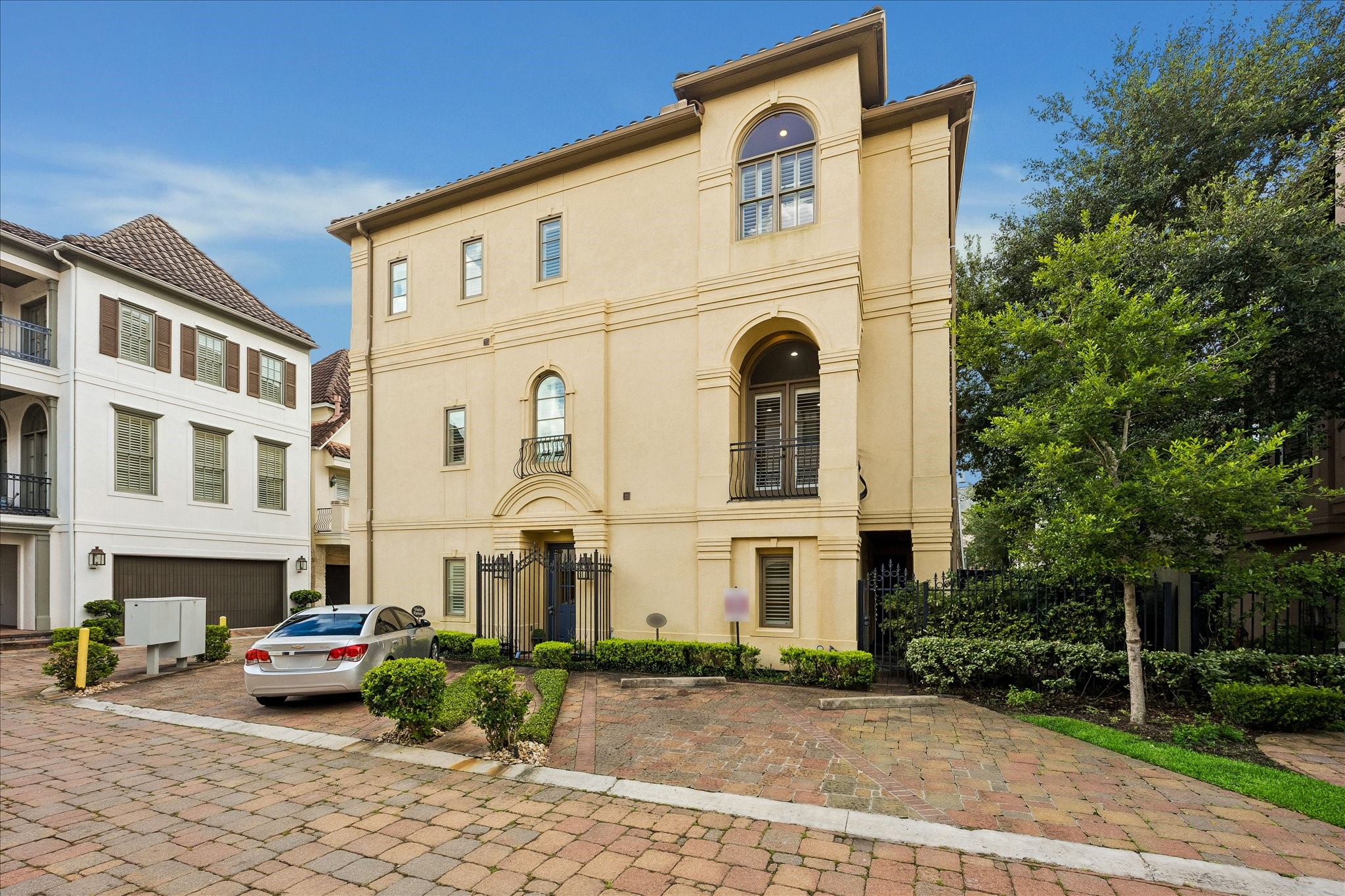  3120 Murworth Drive - 物件實景