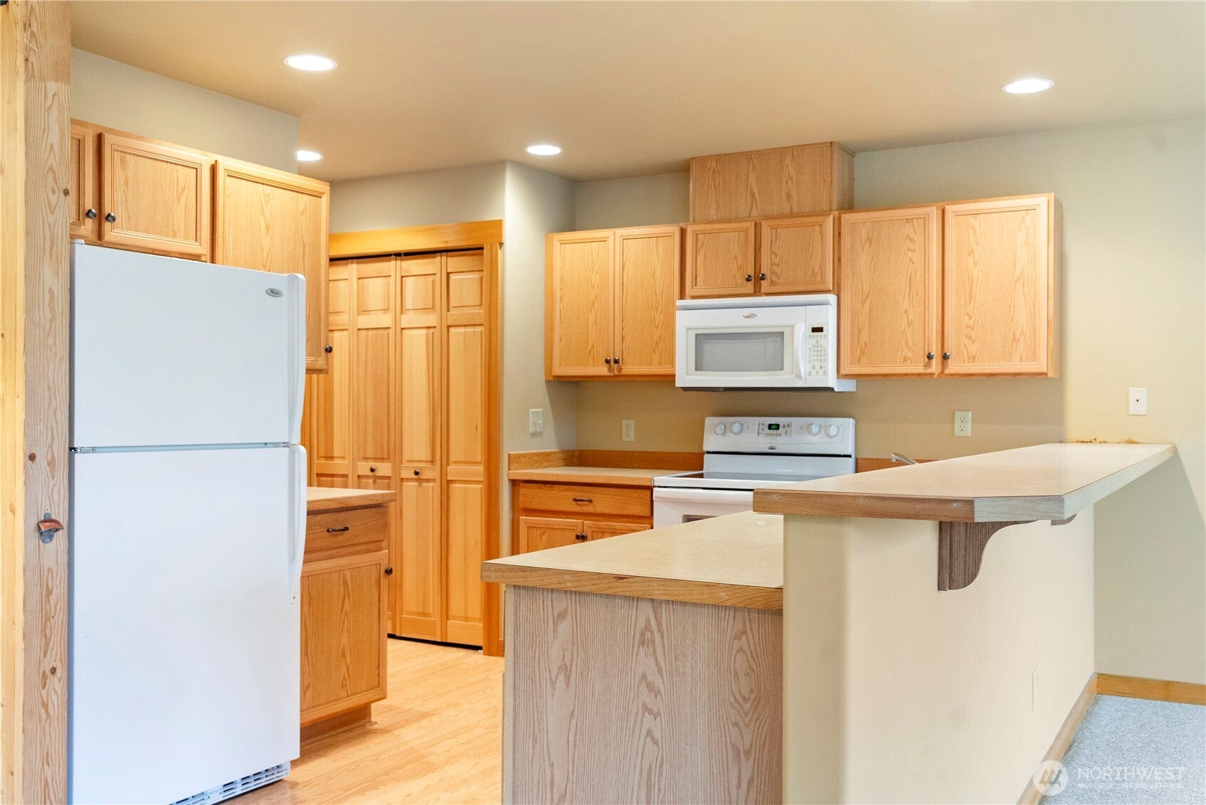 Winthrop, Washington, 98862, United States, 3 Bedrooms Bedrooms, ,3 BathroomsBathrooms,Residential,For Sale,1997412