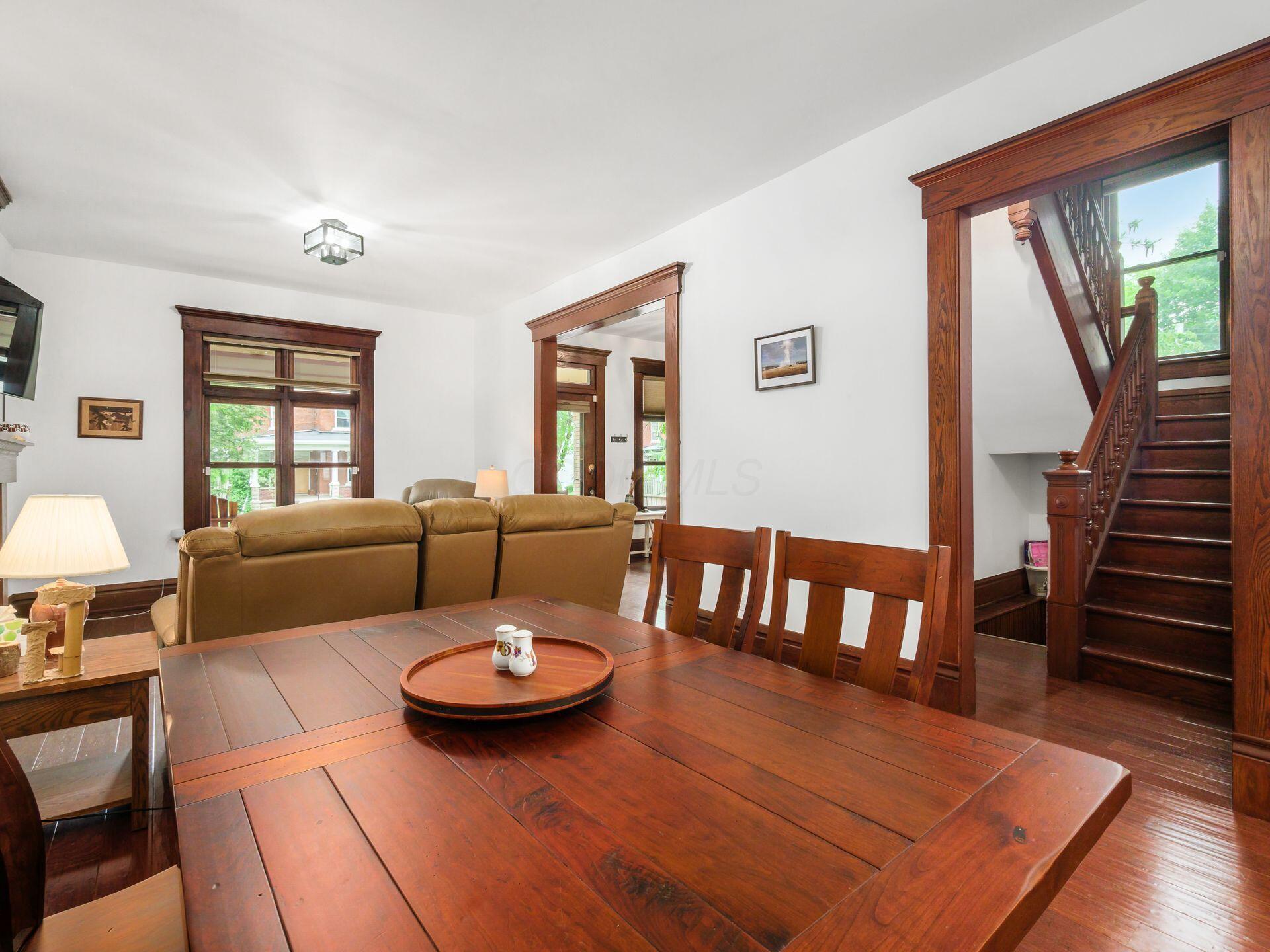 Columbus, Ohio, 43201, United States, 3 Bedrooms Bedrooms, ,4 BathroomsBathrooms,Residential,For Sale,1858166