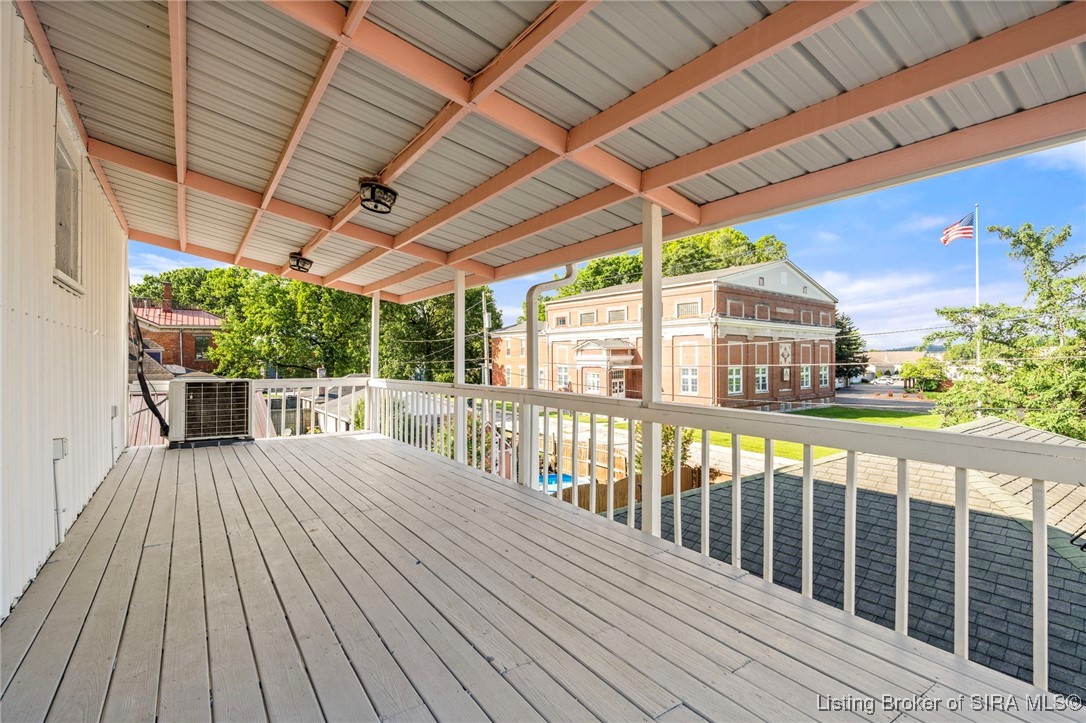 New Albany, Indiana, 47150, United States, 5 Bedrooms Bedrooms, ,3 BathroomsBathrooms,Residential,For Sale,1839066