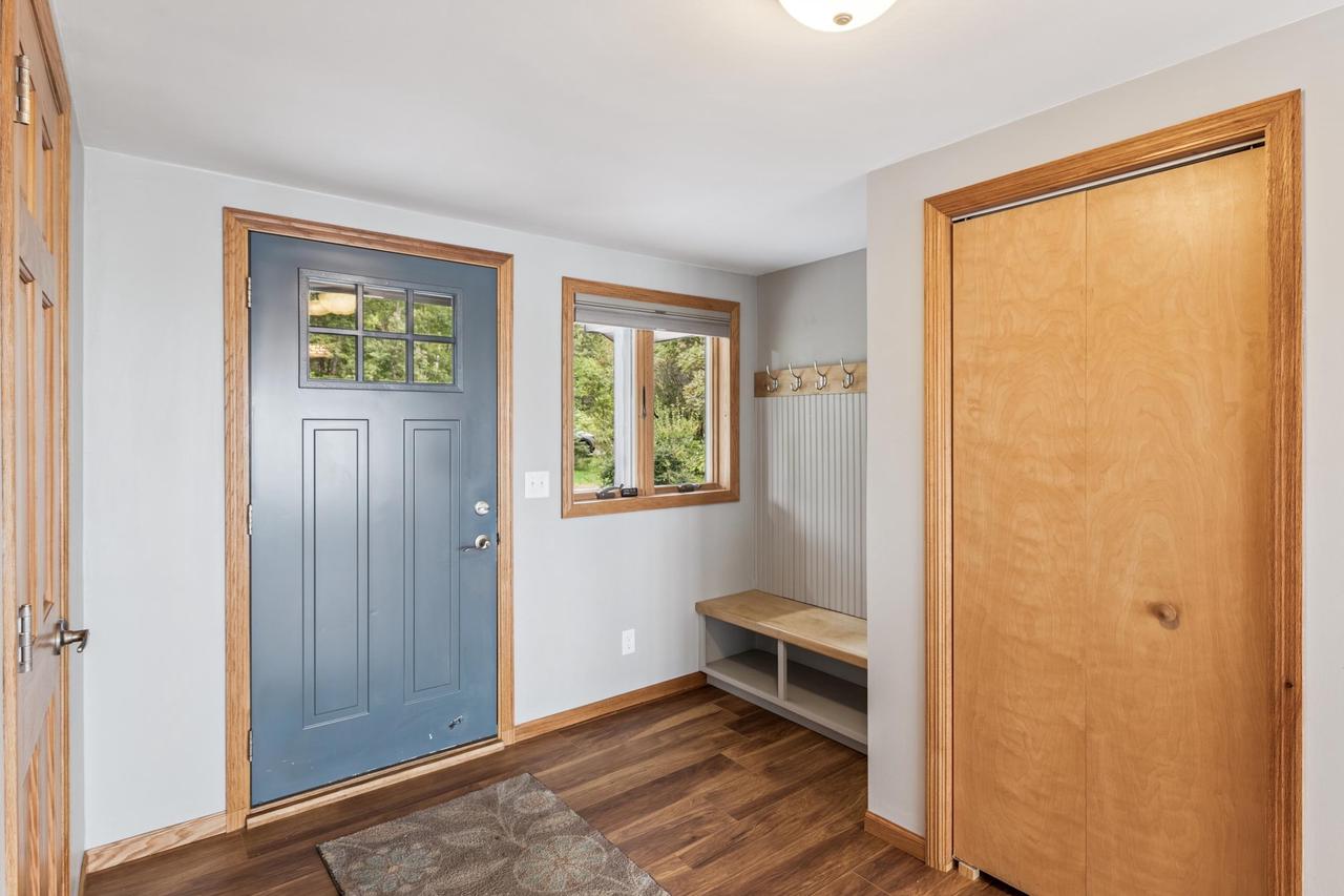 Washburn, Wisconsin, 54891, United States, 3 Bedrooms Bedrooms, ,1 BathroomBathrooms,Residential,For Sale,1960790