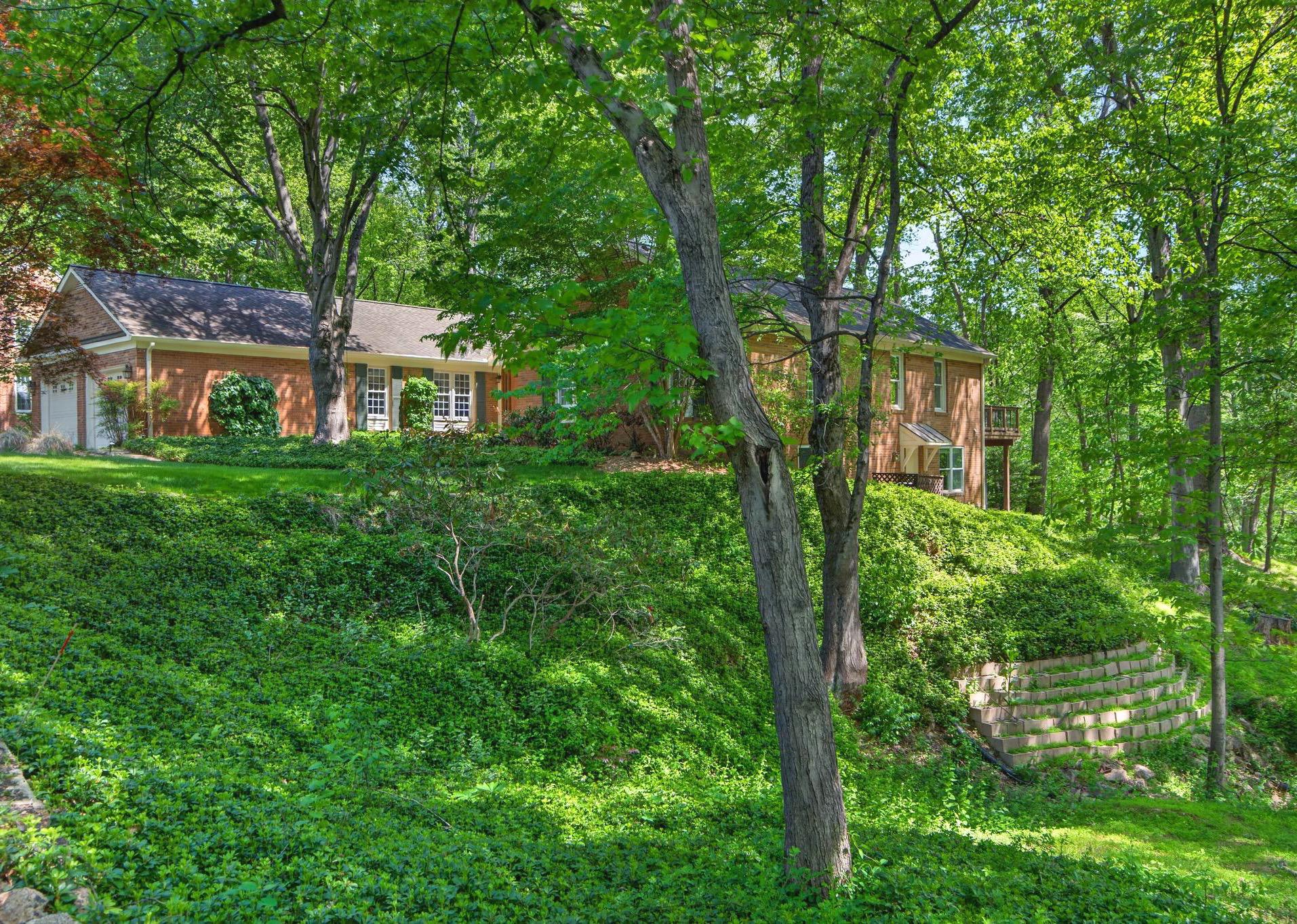  10223 Cedar Pond Drive, Vienna, VA, 22182 - 物件實景