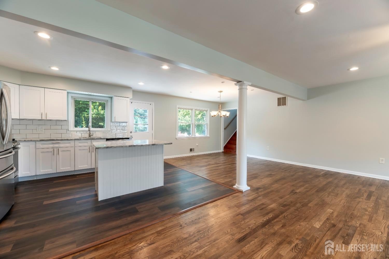 Edison, New Jersey, 08817, United States, 4 Bedrooms Bedrooms, ,2 BathroomsBathrooms,Residential,For Sale,1900843