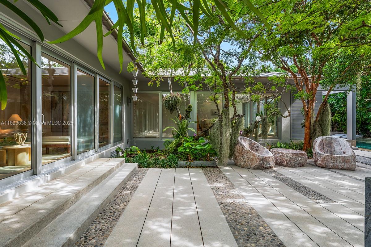 Miami Beach, Florida, 33141, United States, 4 Bedrooms Bedrooms, ,6 BathroomsBathrooms,Residential,For Sale,1862454