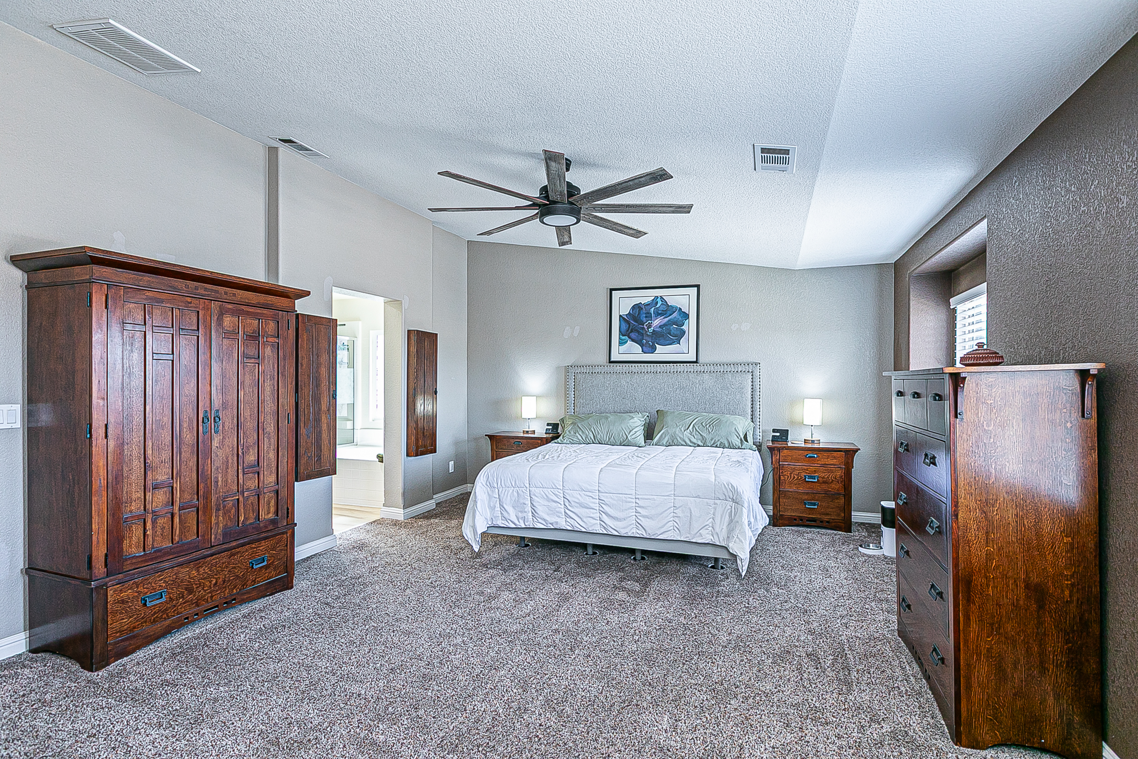 Lompoc, California, 93436, United States, 4 Bedrooms Bedrooms, ,3 BathroomsBathrooms,Residential,For Sale,1924716