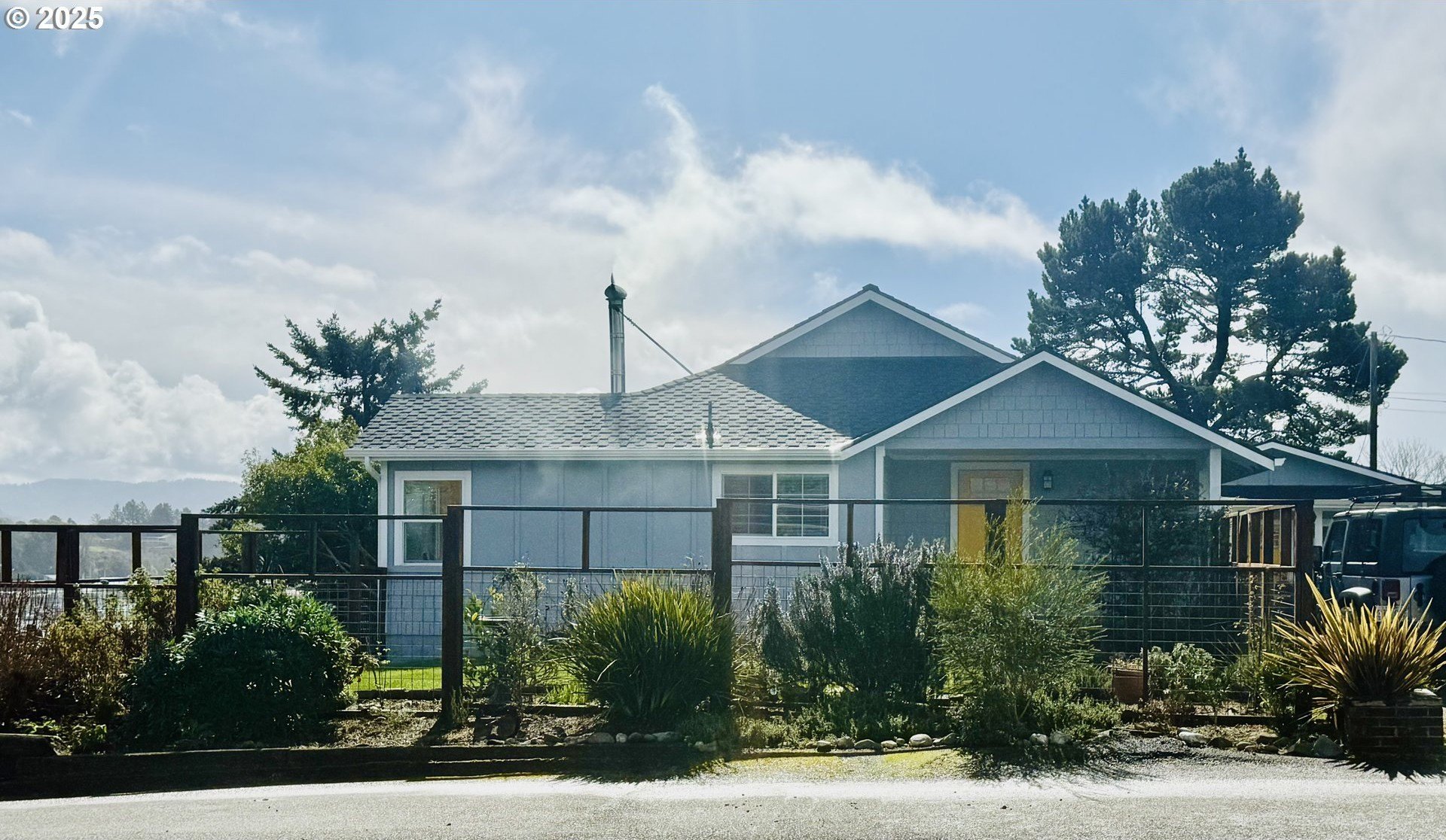 Brookings, Oregon, 97415, United States, 2 Bedrooms Bedrooms, ,2 BathroomsBathrooms,Residential,For Sale,2002477