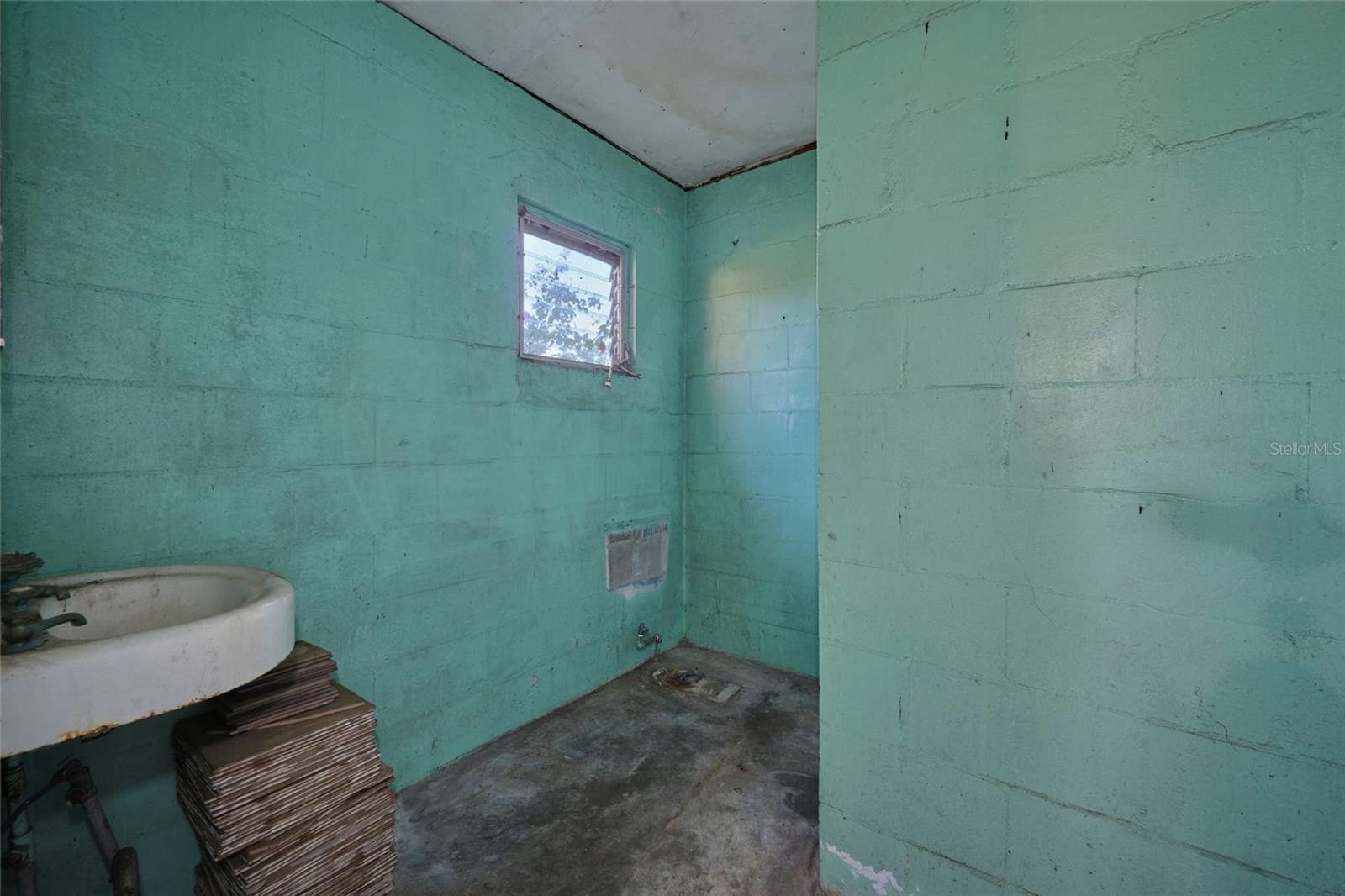 BARTOW, Florida, 33830, United States, 3 Bedrooms Bedrooms, ,2 BathroomsBathrooms,Residential,For Sale,1915491