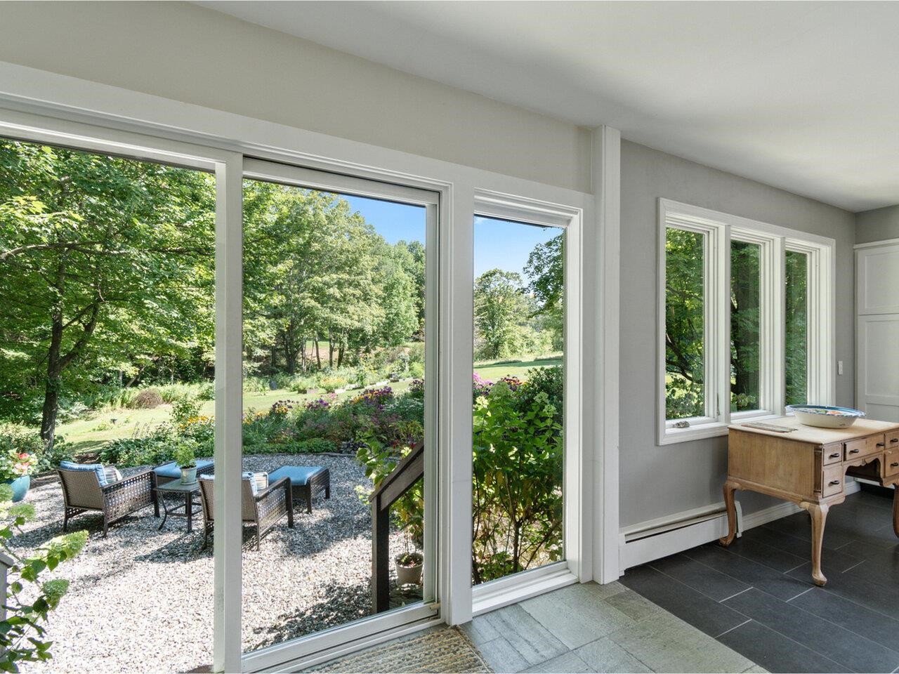 Waterbury, Vermont, 05676, United States, 2 Bedrooms Bedrooms, ,2 BathroomsBathrooms,Residential,For Sale,1938953