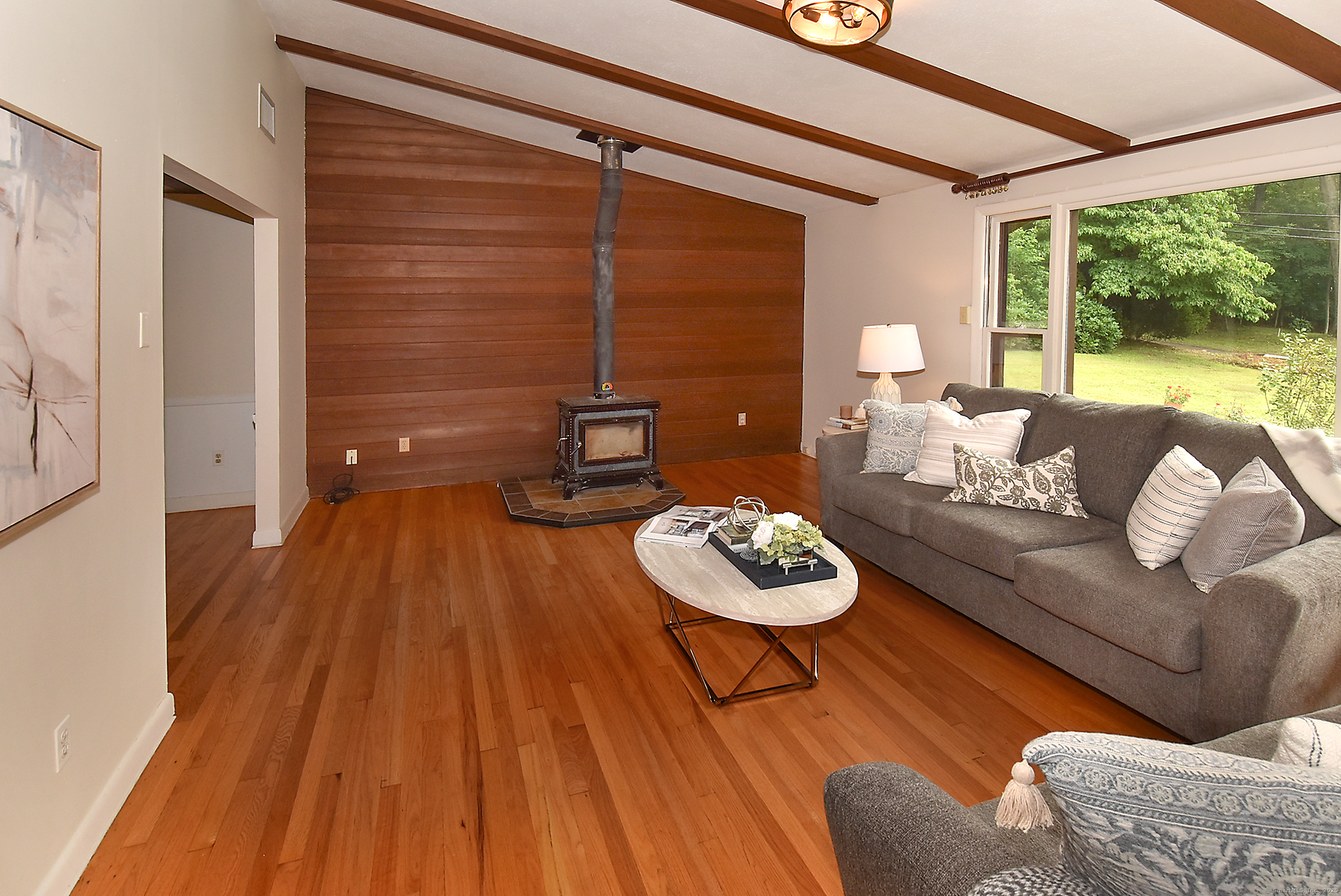 Ellington, Connecticut, 06029, United States, 5 Bedrooms Bedrooms, ,4 BathroomsBathrooms,Residential,For Sale,1911965