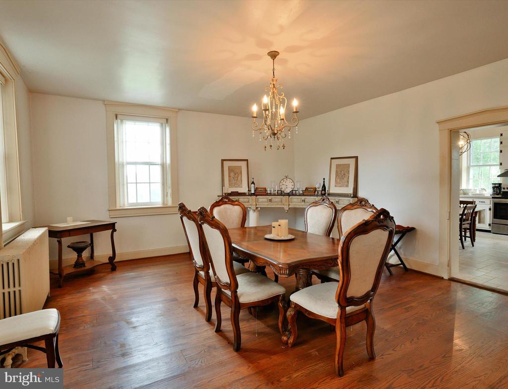 Westminster, Maryland, 21157, United States, 4 Bedrooms Bedrooms, ,3 BathroomsBathrooms,Residential,For Sale,1943426