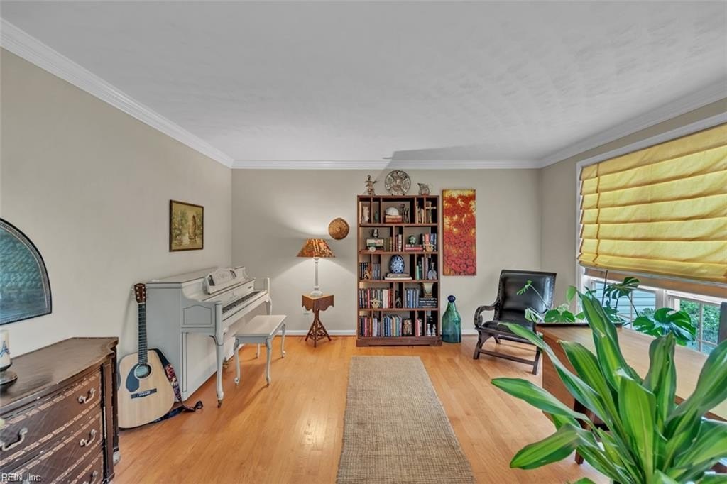 Virginia Beach, Virginia, 23456, United States, 6 Bedrooms Bedrooms, ,4 BathroomsBathrooms,Residential,For Sale,1942829