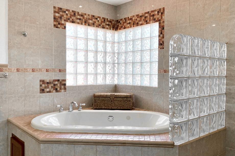 Guaymas, Sonora, 85506, Mexico, 4 Bedrooms Bedrooms, ,2 BathroomsBathrooms,Residential,For Sale,1918784