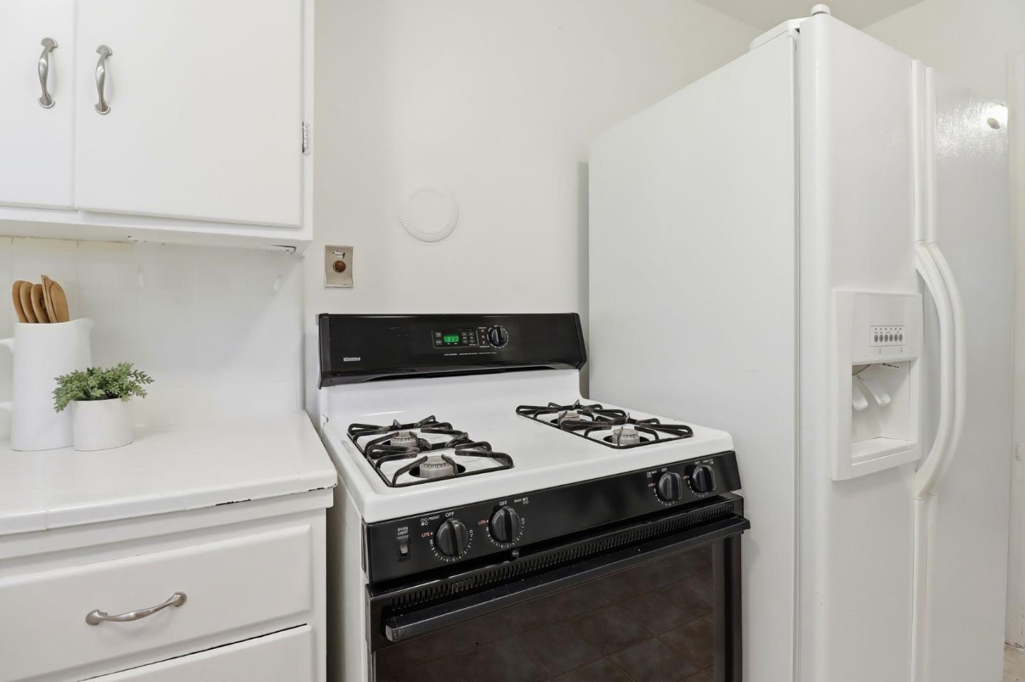 San Jose, California, 95125, United States, 2 Bedrooms Bedrooms, ,1 BathroomBathrooms,Residential,For Sale,1991975