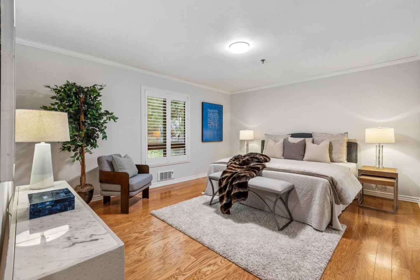 Belmont, California, 94002, United States, 2 Bedrooms Bedrooms, ,2 BathroomsBathrooms,Residential,For Sale,1939772