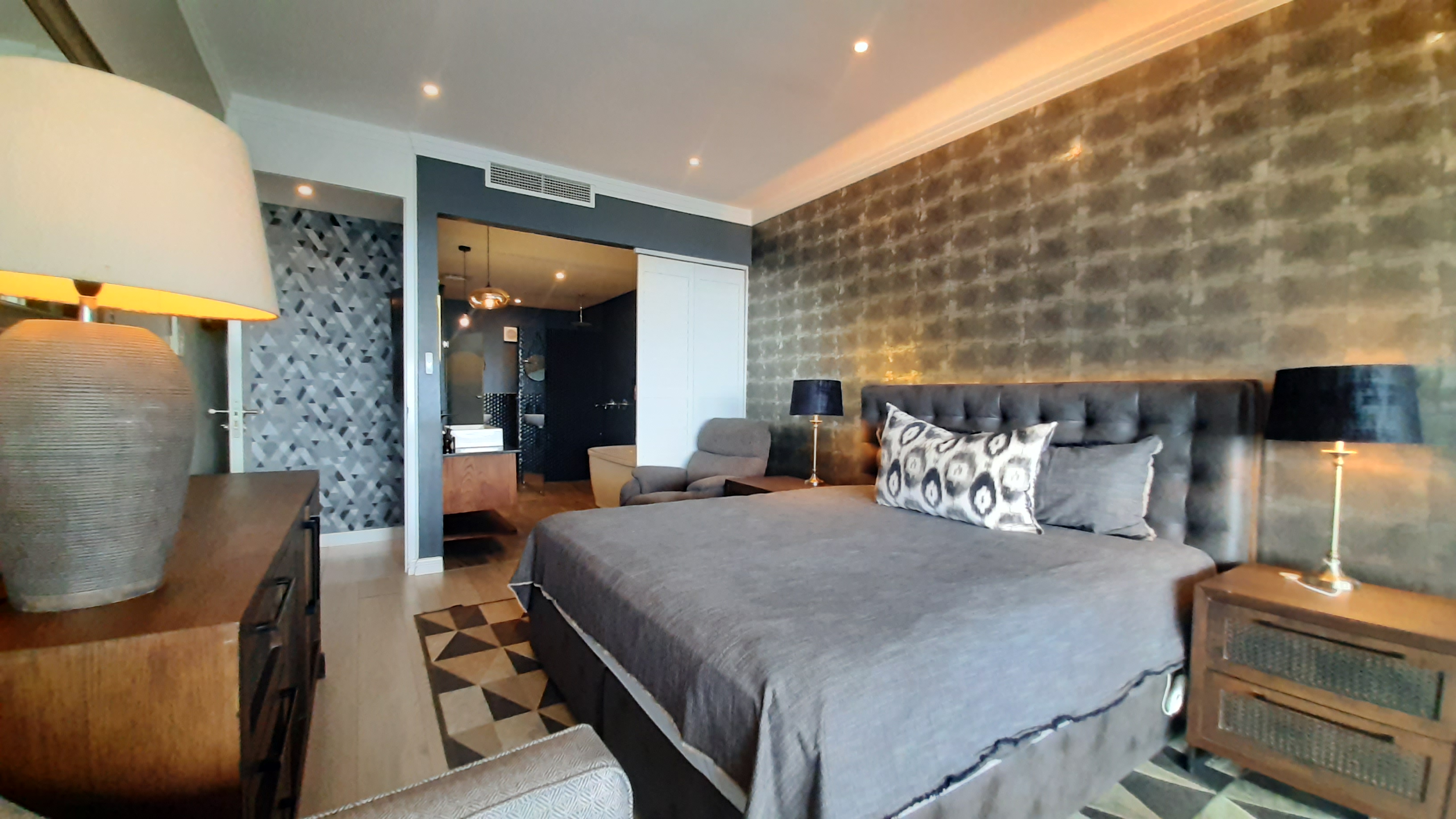  Contemporary Coastal Apartment with Private Pool and Panoramic Sea Views in Simb - 物件實景