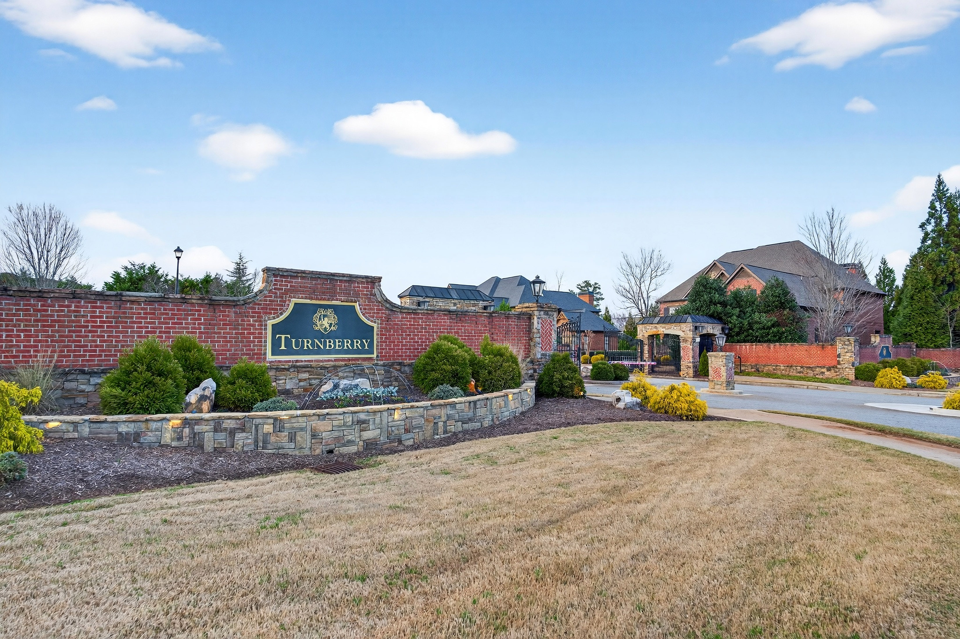  Elegant Home Offering Luxury, Functionality, and Privacy - 物件實景